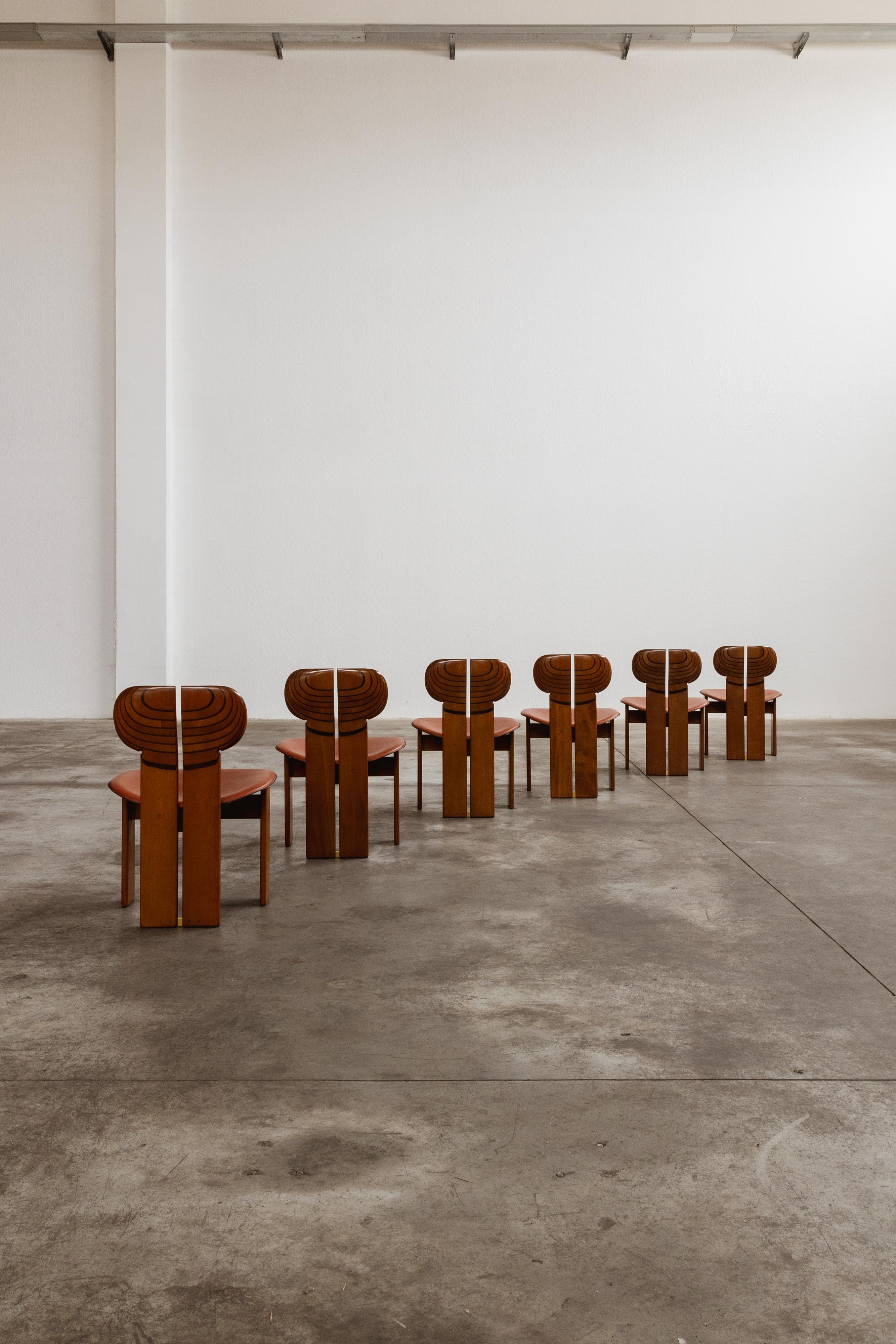 Chaises Afra & Tobia Scarpa 