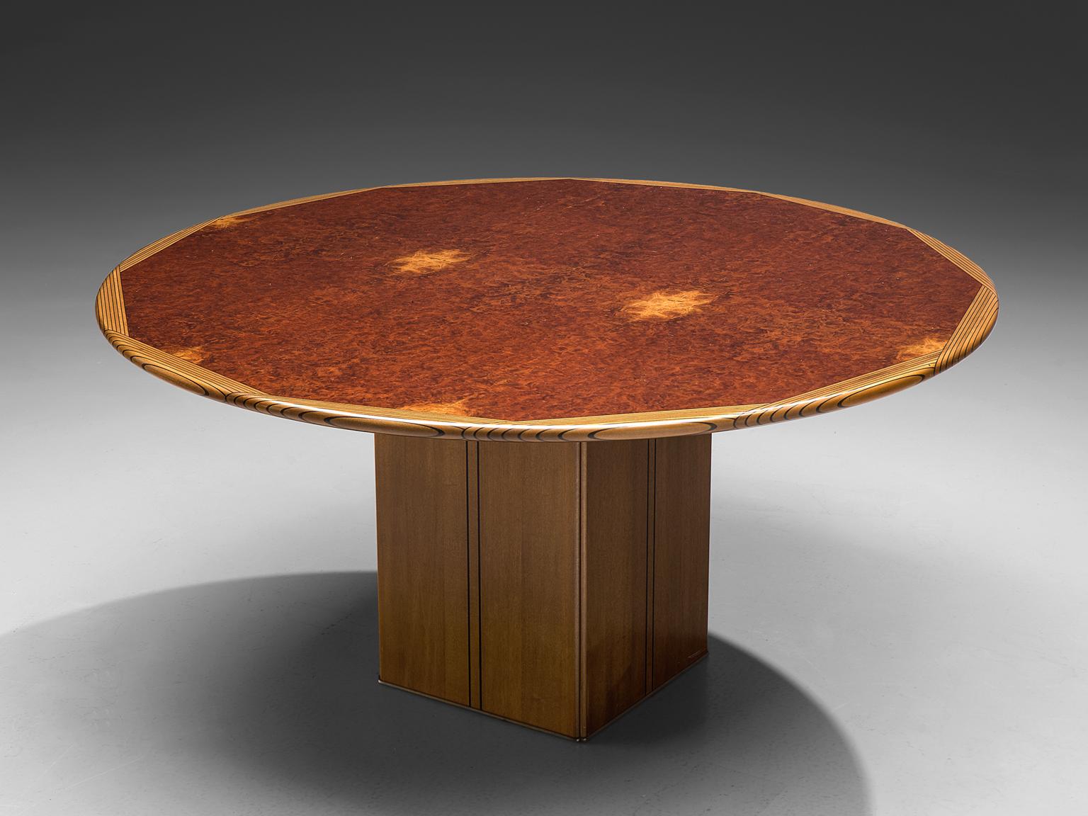 Afra & Tobia Scarpa from Maxalto, dining table from the Africa series, burl, walnut, ebony, Italy, 1975.

This table is by Afra & Tobia Scarpa and is titled 'Africa' and is part of the Artona collection by Maxalto. The table is designed with a