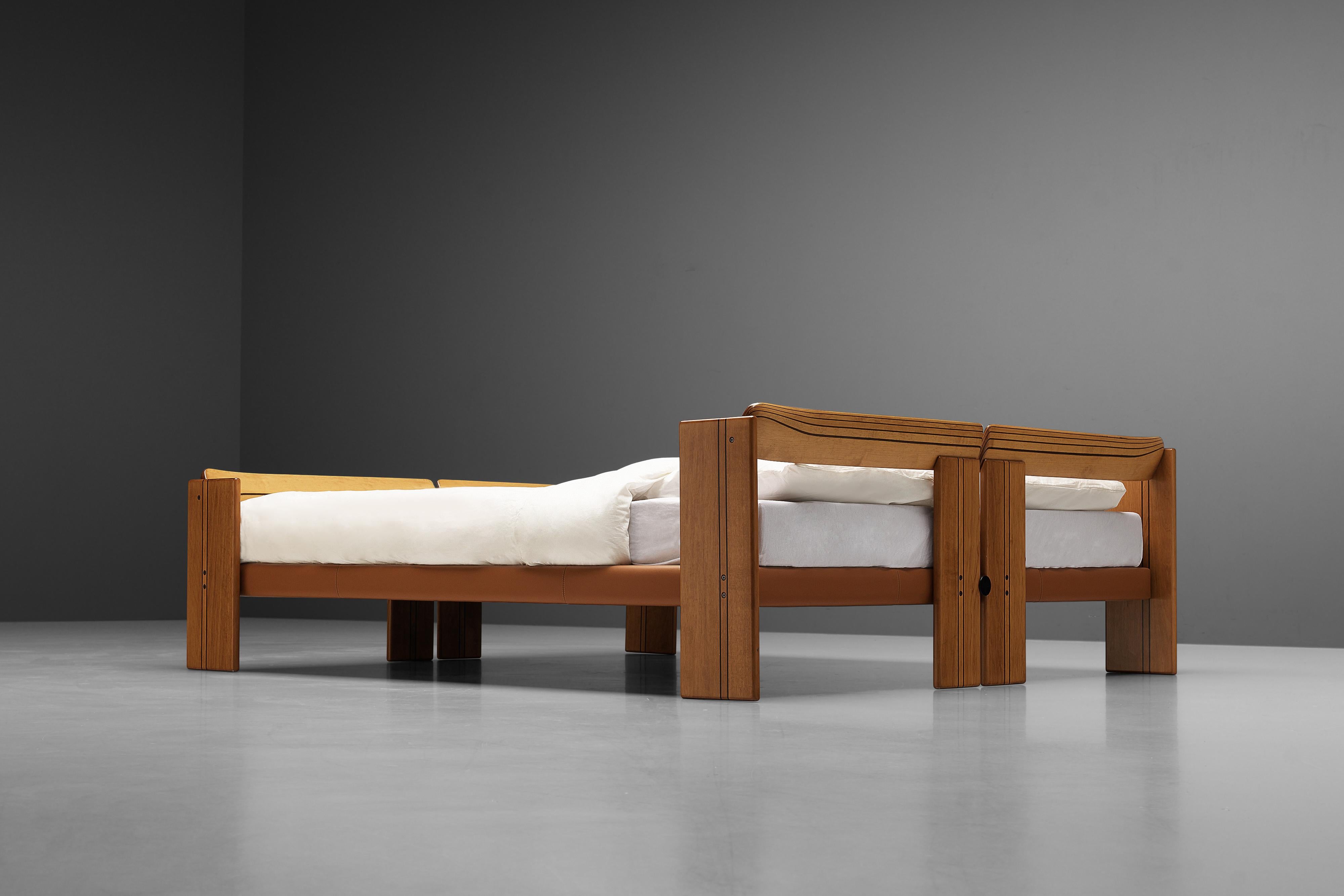 Afra & Tobia Scarpa 'Artona' Bed in Walnut and Leather 1