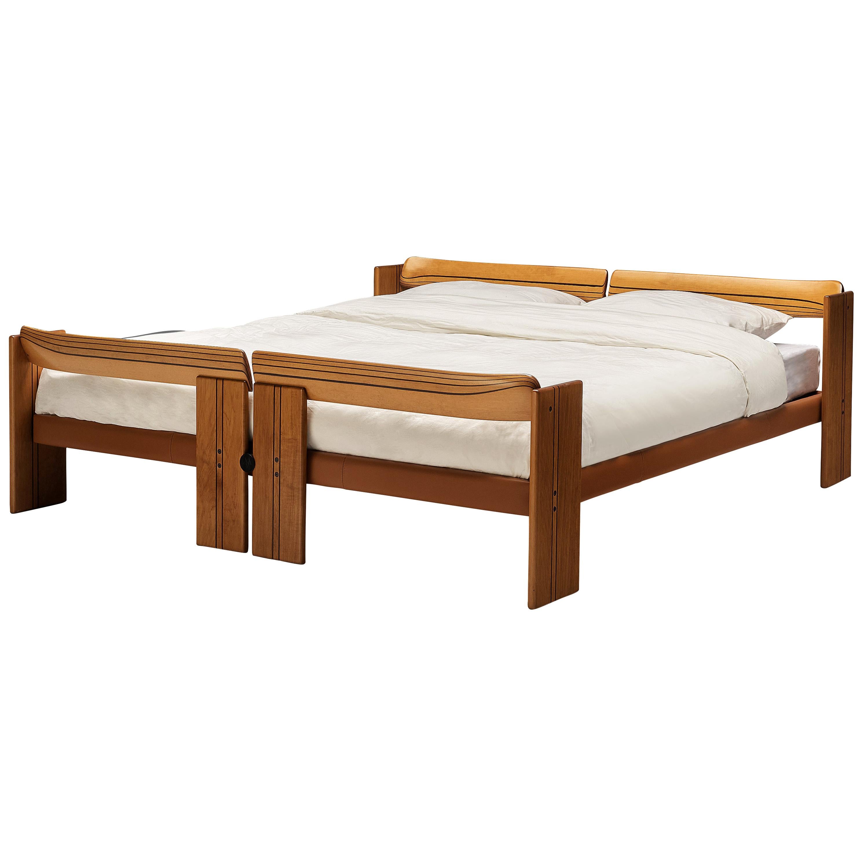Afra & Tobia Scarpa 'Artona' Bed in Walnut and Leather
