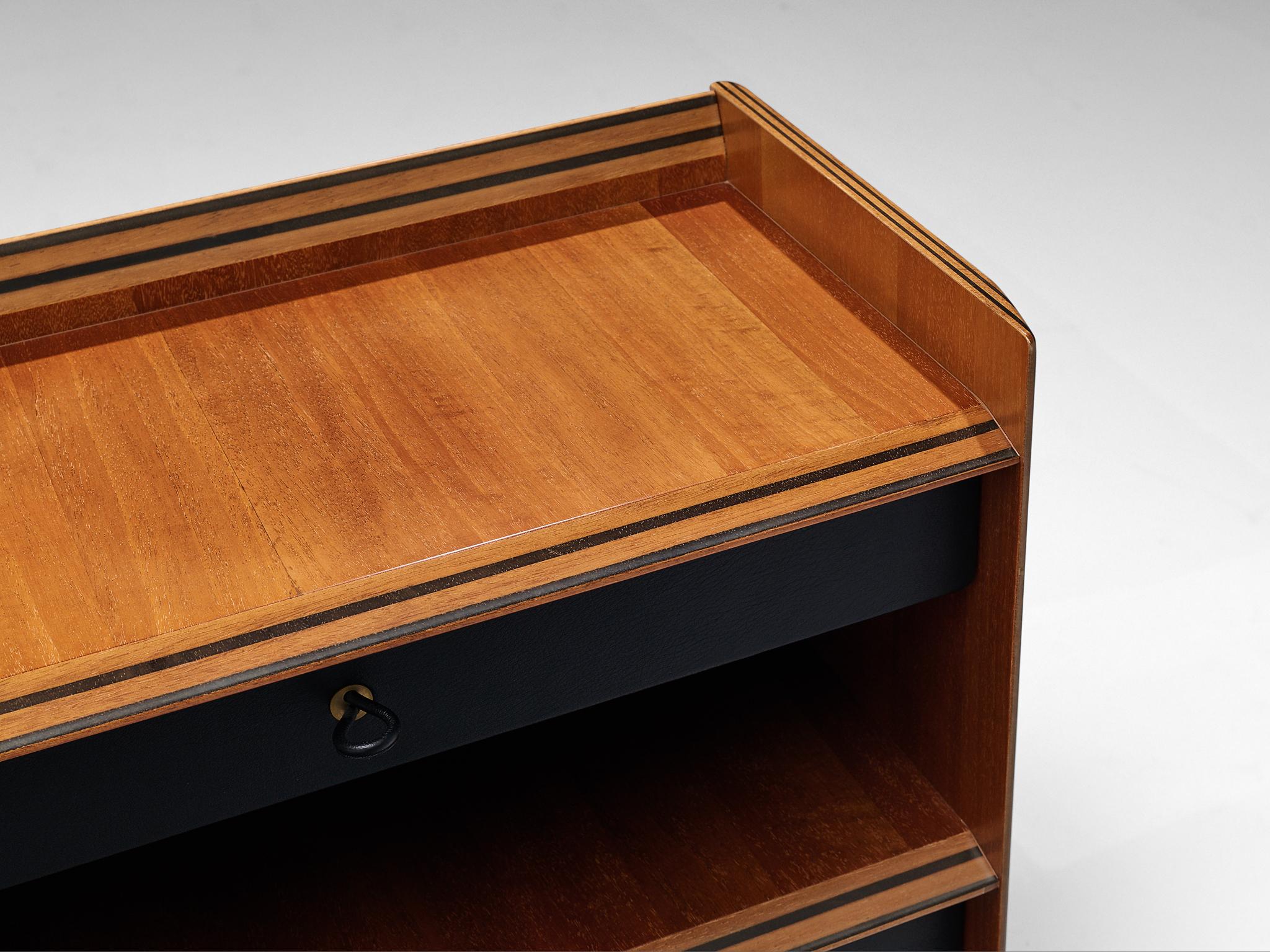 Afra & Tobia Scarpa 'Artona' Bed with Nightstands in Walnut and Leather 1