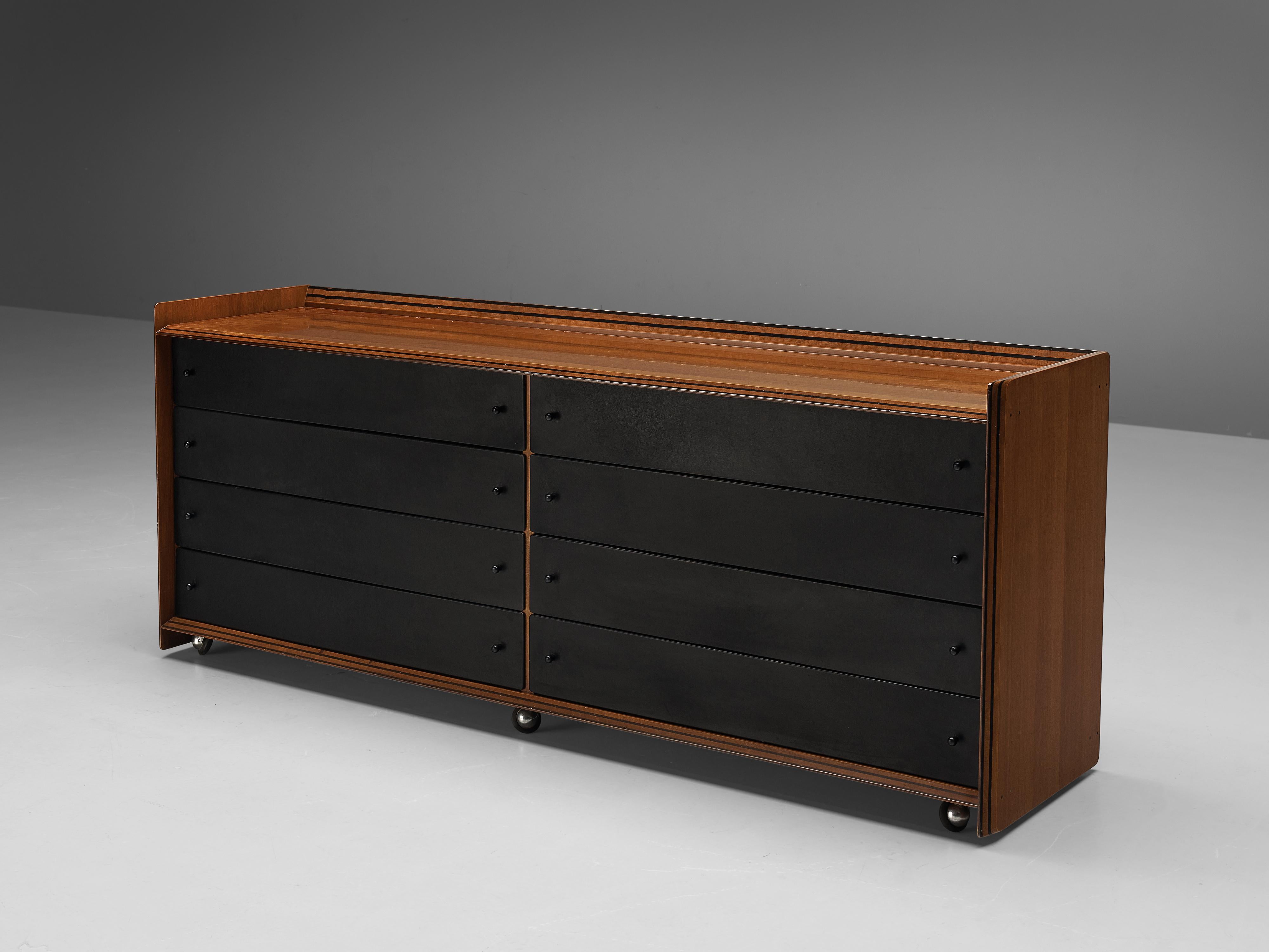Afra & Tobia Scarpa, chest of drawers, walnut, leather, Italy, 1970s 

This chest of drawers with a front in black leather was designed as part of the ‘Artona’ line by Afra & Tobia Scarpa. It features a top. Eight drawers are covered with black