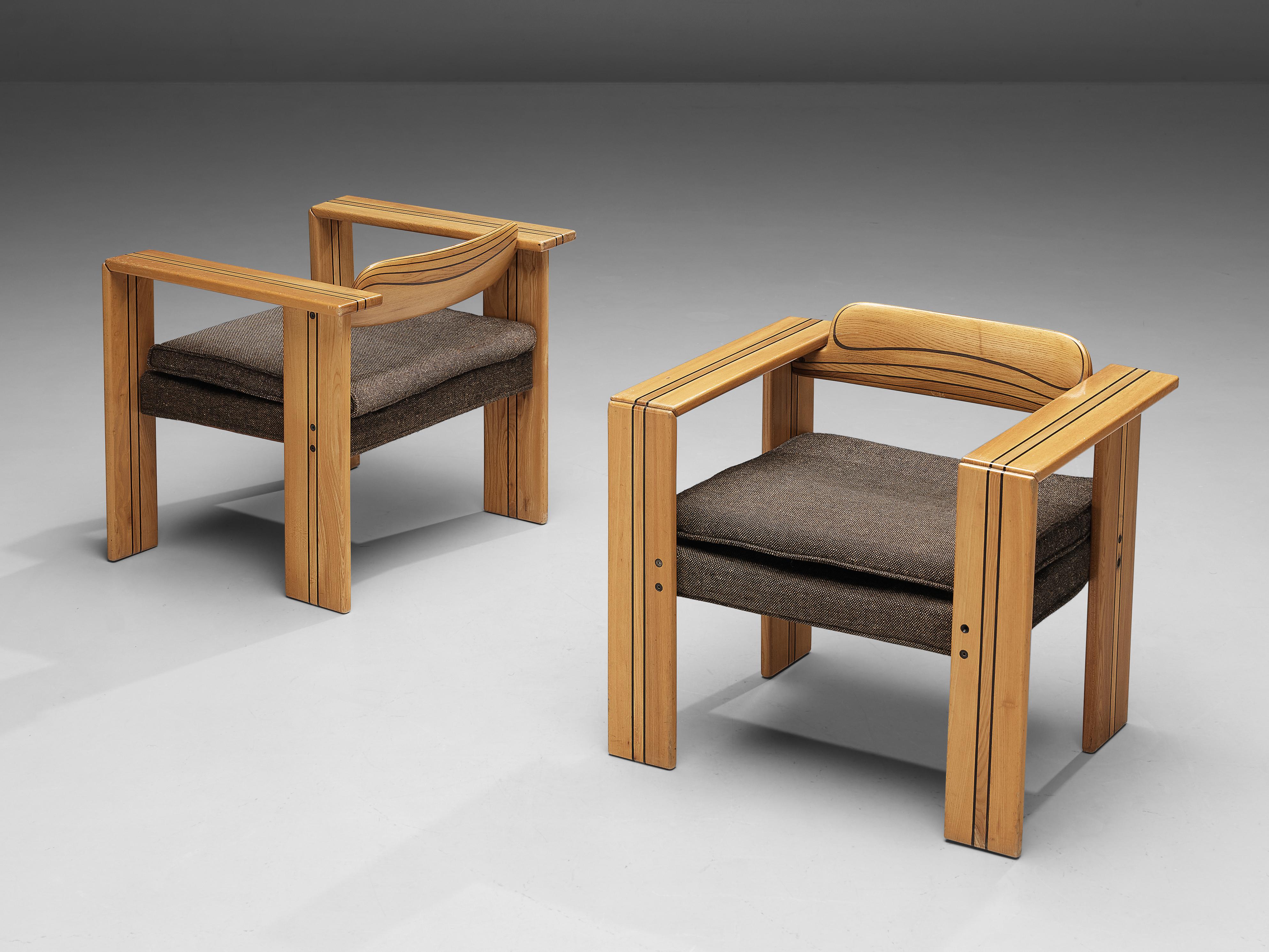 Afra & Tobia Scarpa for Maxalto, 'Artona' lounge chairs, ash, fabric, Italy, 1975 

Cubic but airy ‘Artona’ lounge chairs by Italian designer couple Afra & Tobia Scarpa. This chair shows absolute stunning craftsmanship. Highlight is the woodworking.