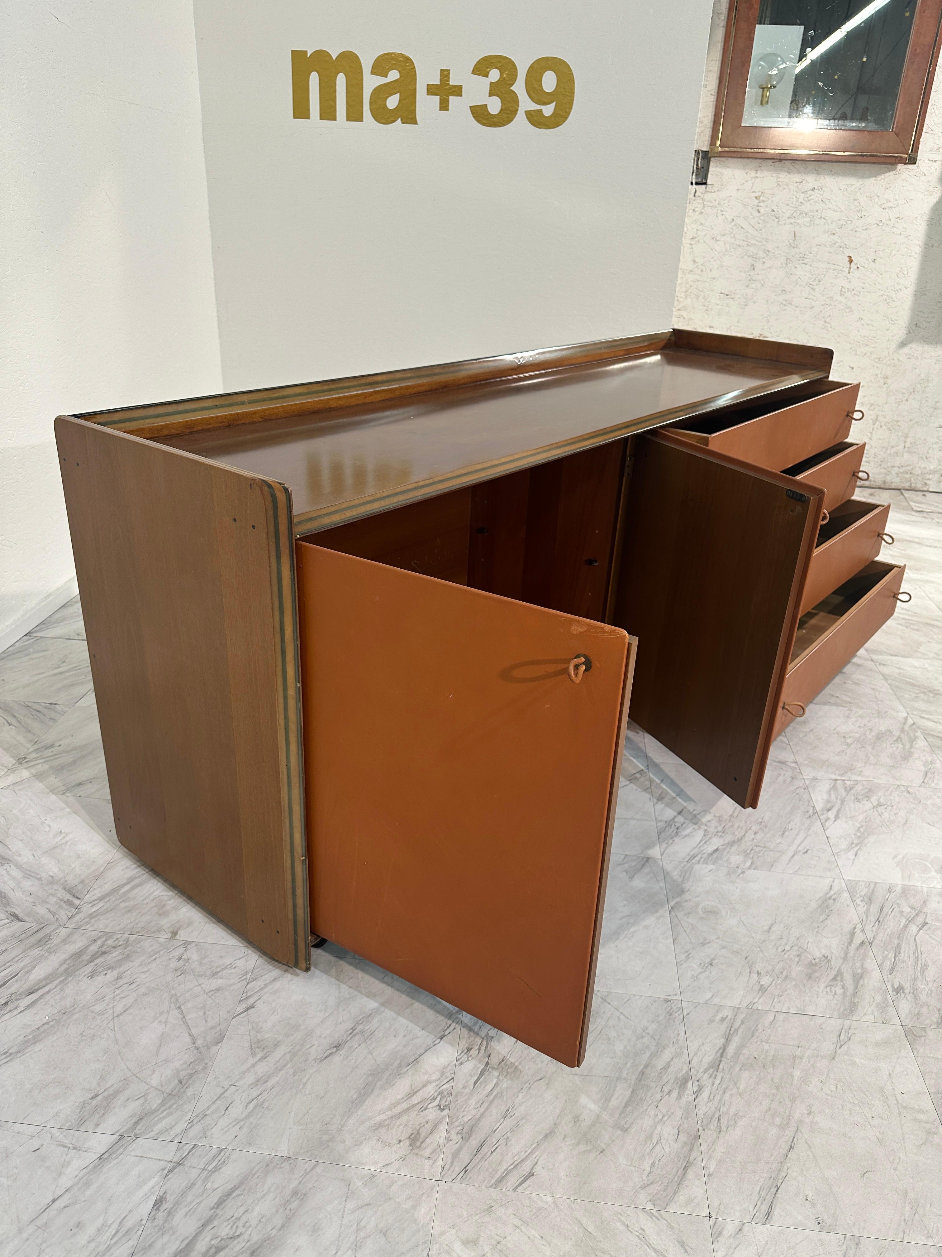 Afra & Tobia Scarpa, Artona Sideboard in Walnut and Leather, Maxalto 1970s For Sale 3