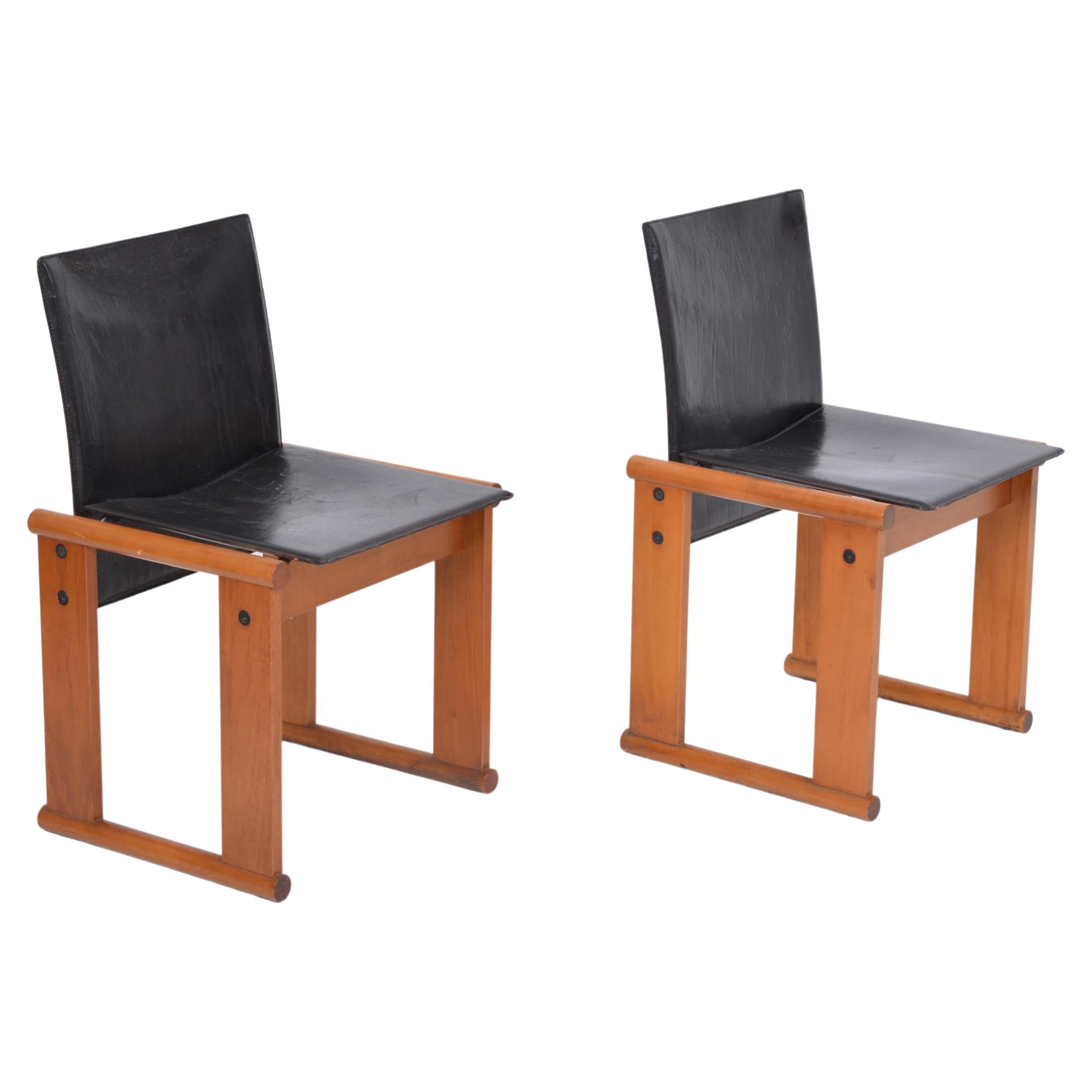 Afra & Tobia Scarpa attributed Pair of Dining Chairs in Black Leather