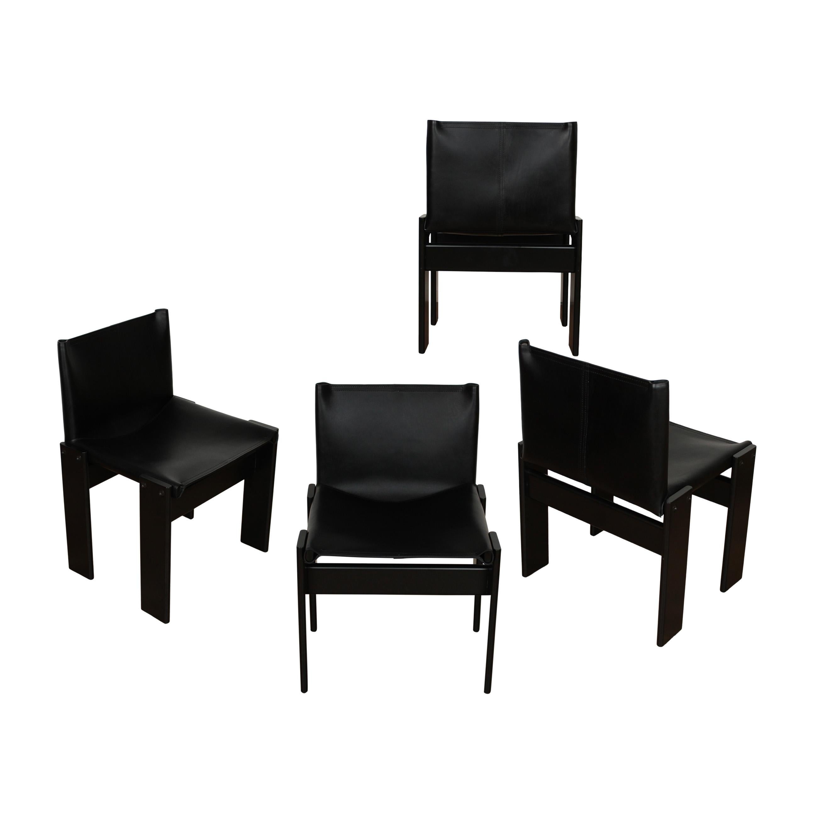 Italiano Sedia da pranzo Tobia Scarpa laccata nera per Molteni, Set di 4 in vendita