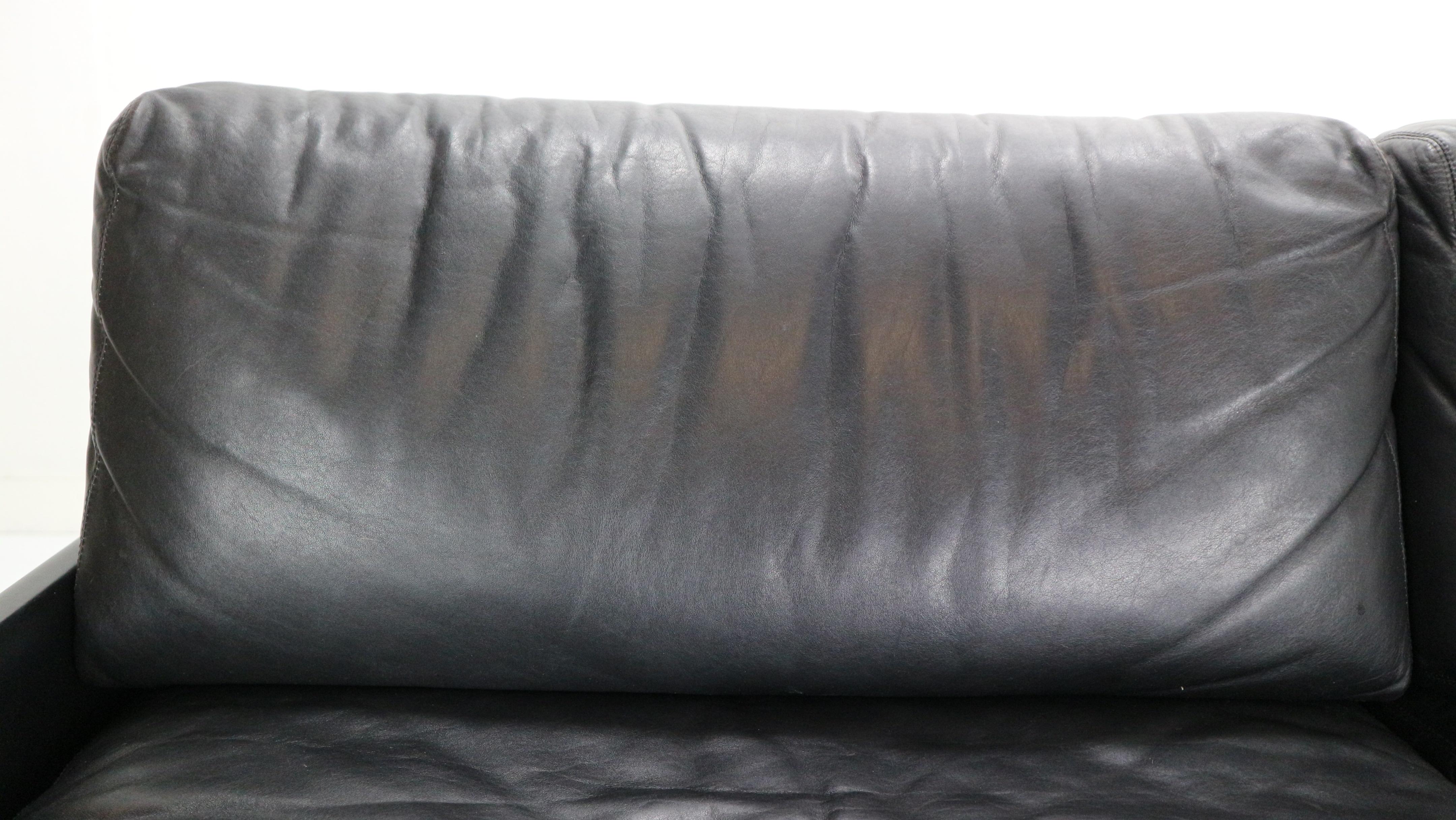 Afra & Tobia Scarpa Black Leather 2-Seat Sofa for Cassina Model-920, 1960s 10