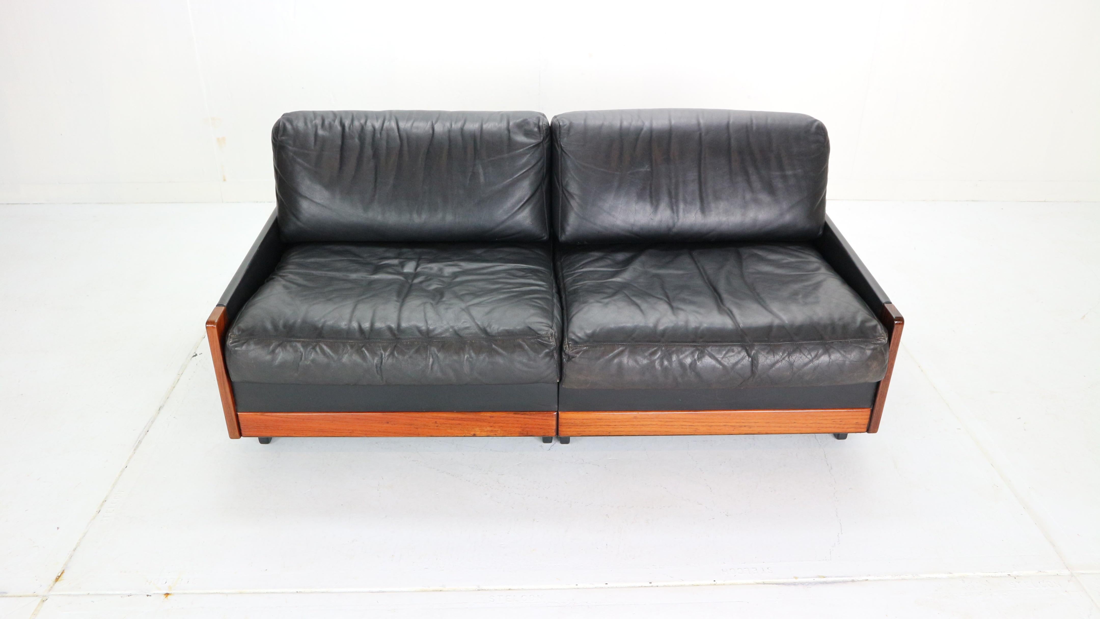 Mid-Century Modern Afra & Tobia Scarpa Black Leather 2-Seat Sofa for Cassina Model-920, 1960s