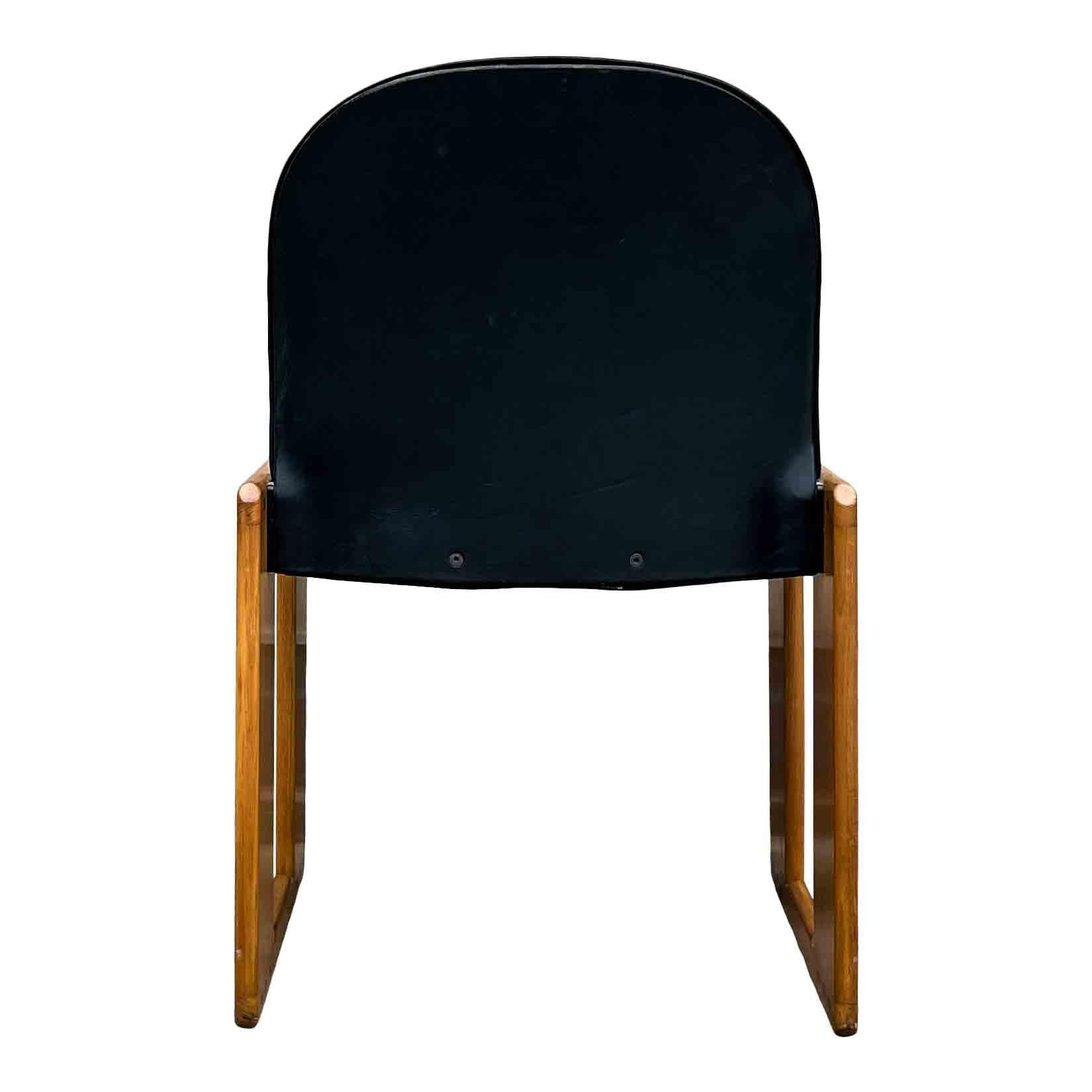 Afra & Tobia Scarpa Black Leather Dialogo Chair for B&B Italia, 1973, Set of 4 For Sale 4