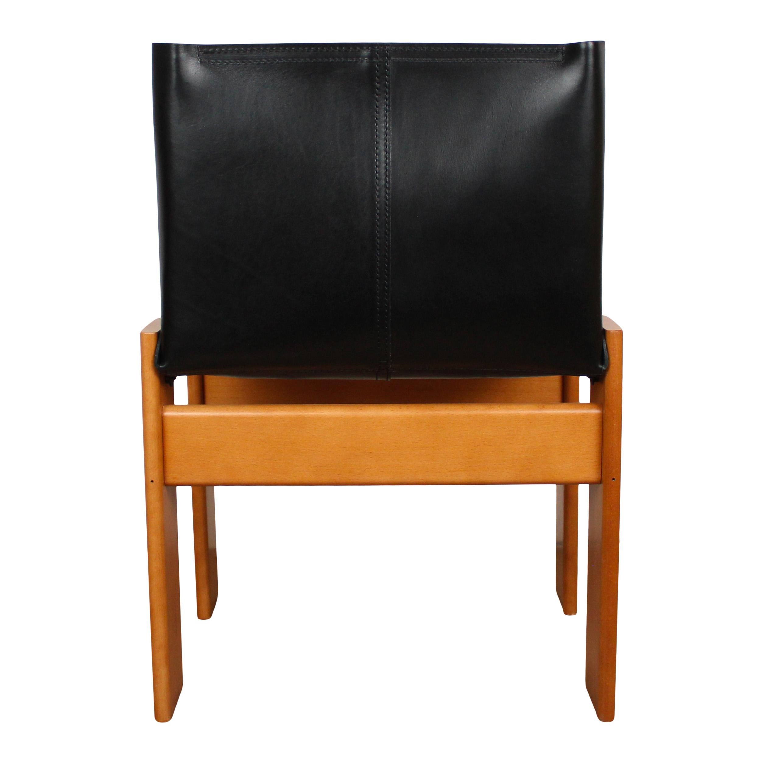Afra & Tobia Scarpa Chaise de salle à manger Monk en cuir noir et rouge pour Molteni, ensemble de 8 en vente 6
