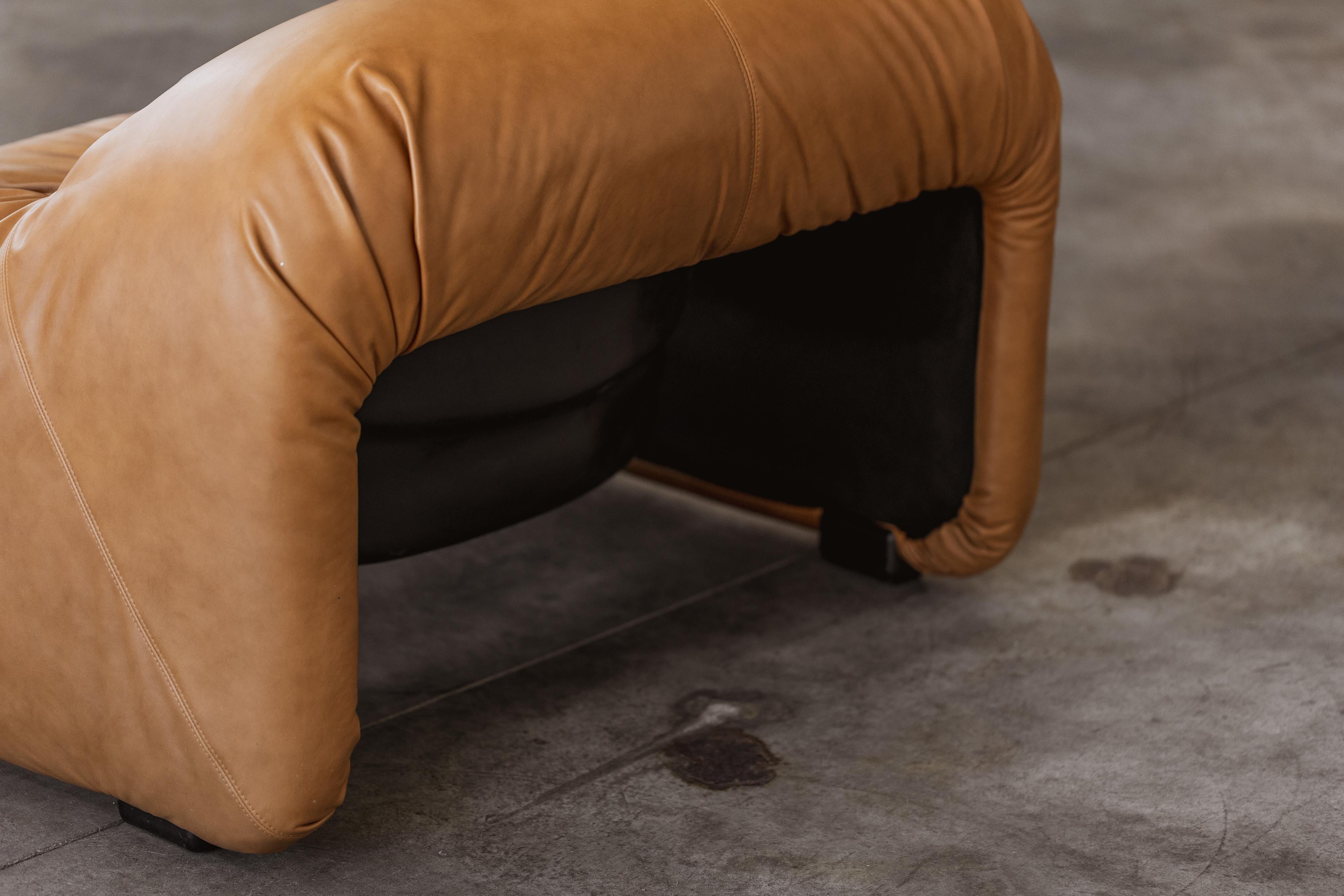 Mid-20th Century Afra & Tobia Scarpa “Bonanza” Armchair for C&B Italia, Cognac Leather, 1969 For Sale