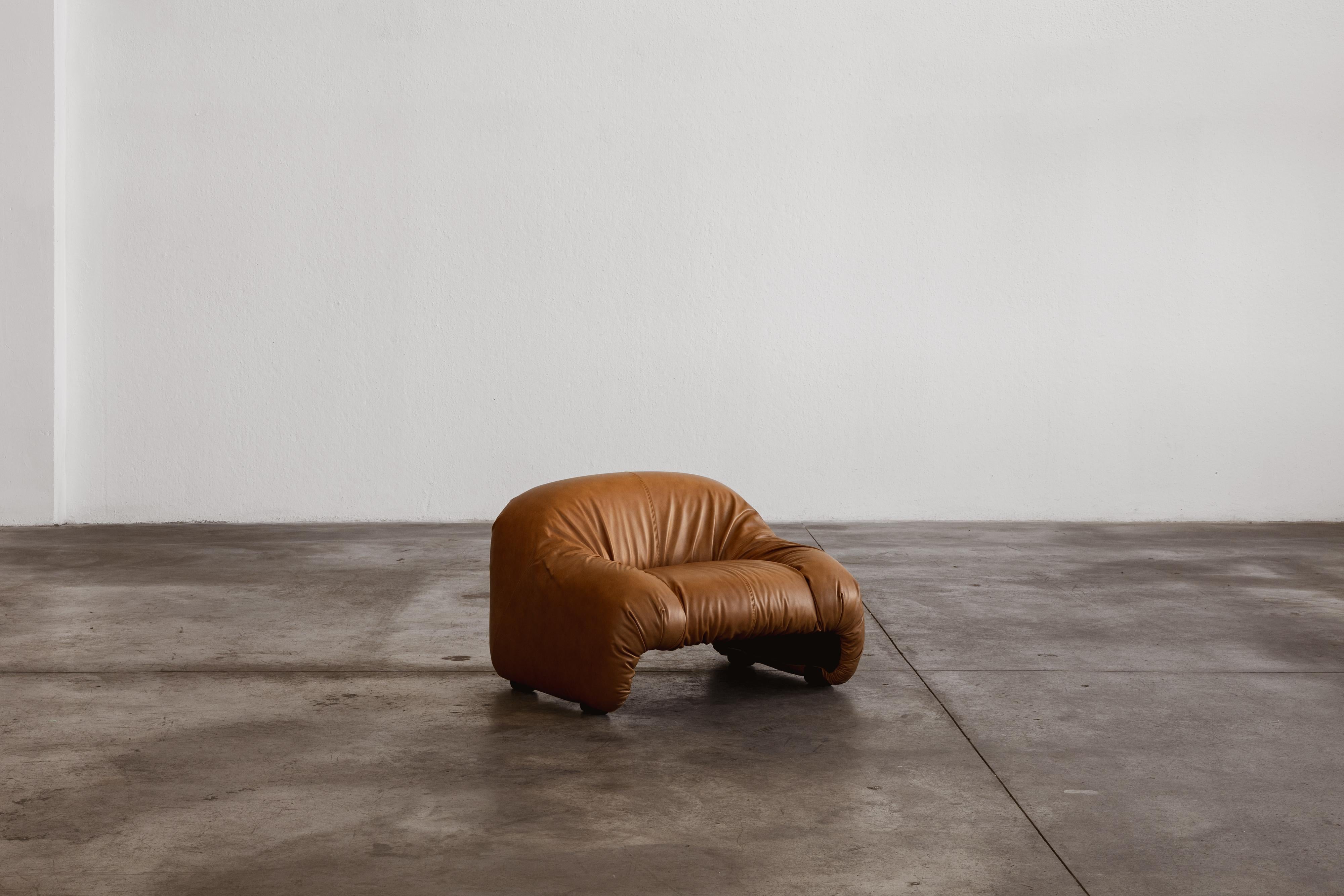 Afra & Tobia Scarpa “Bonanza” Armchair for C&B Italia, Cognac Leather, 1969 For Sale 3