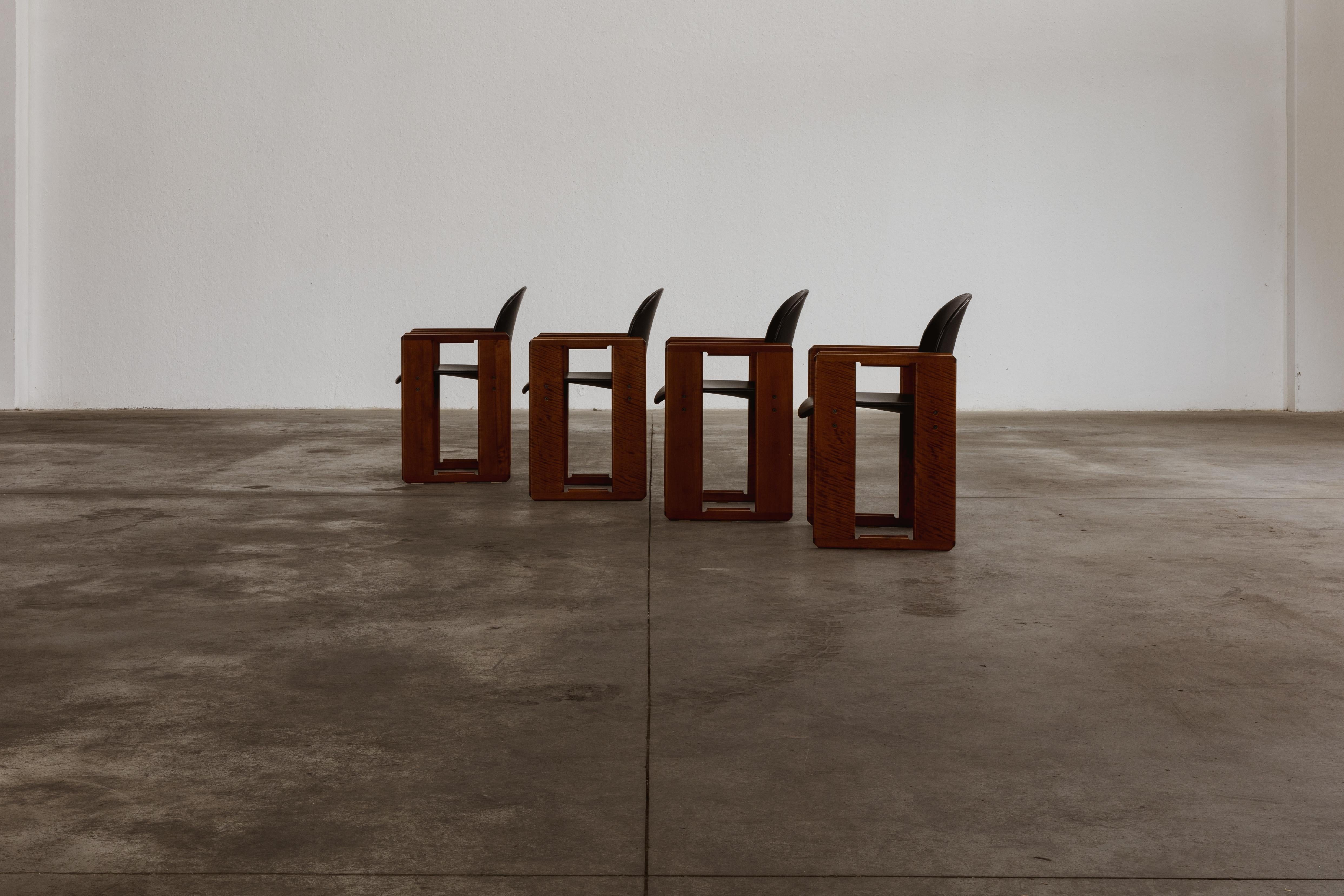 Esszimmerstühle „Dialogo“ von Afra & Tobia Scarpa für B&B Italia, 1973, 12er-Set, Set im Angebot 1
