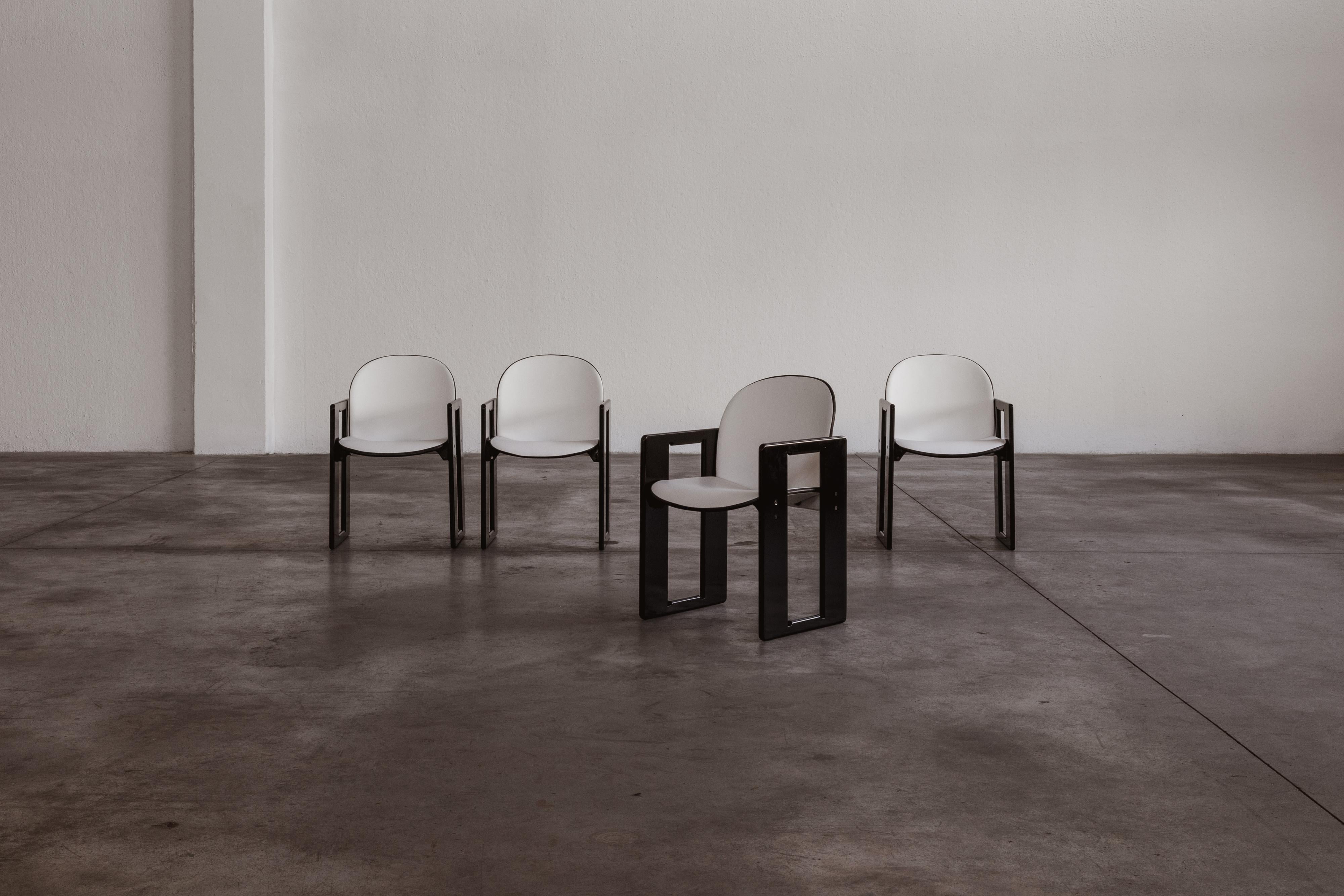 Leather Afra & Tobia Scarpa 