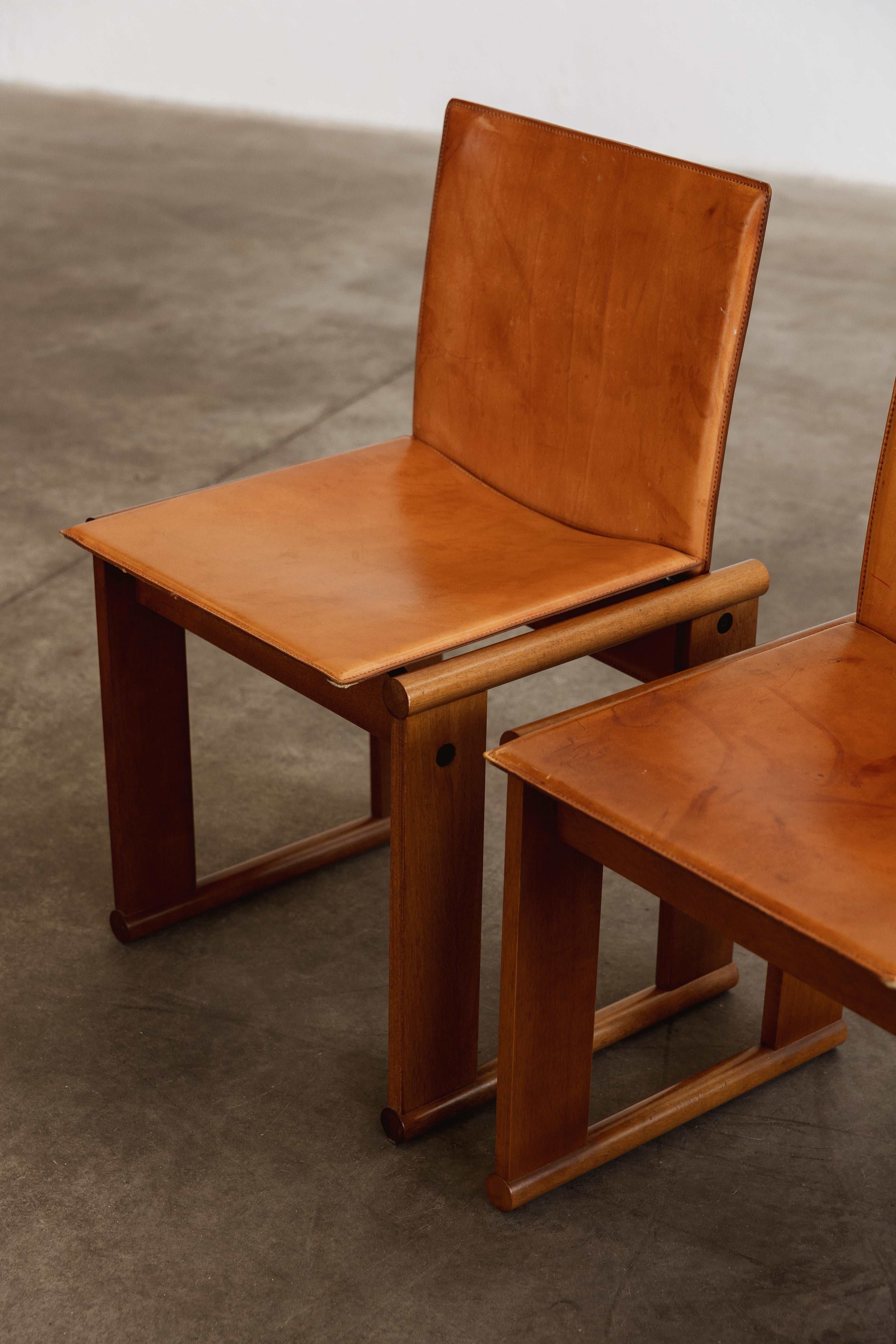 Italian Afra & Tobia Scarpa Dining Chairs for Molteni, Cognac Leather, 1974, Set of 10 For Sale