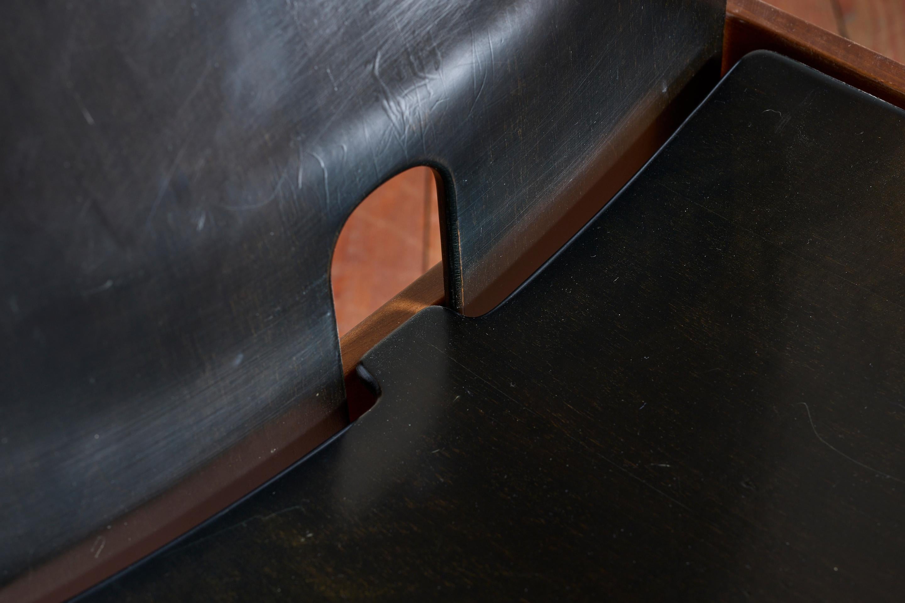 Noyer Chaises de salle à manger Afra & Tobia Scarpa - Lot de 6 en vente