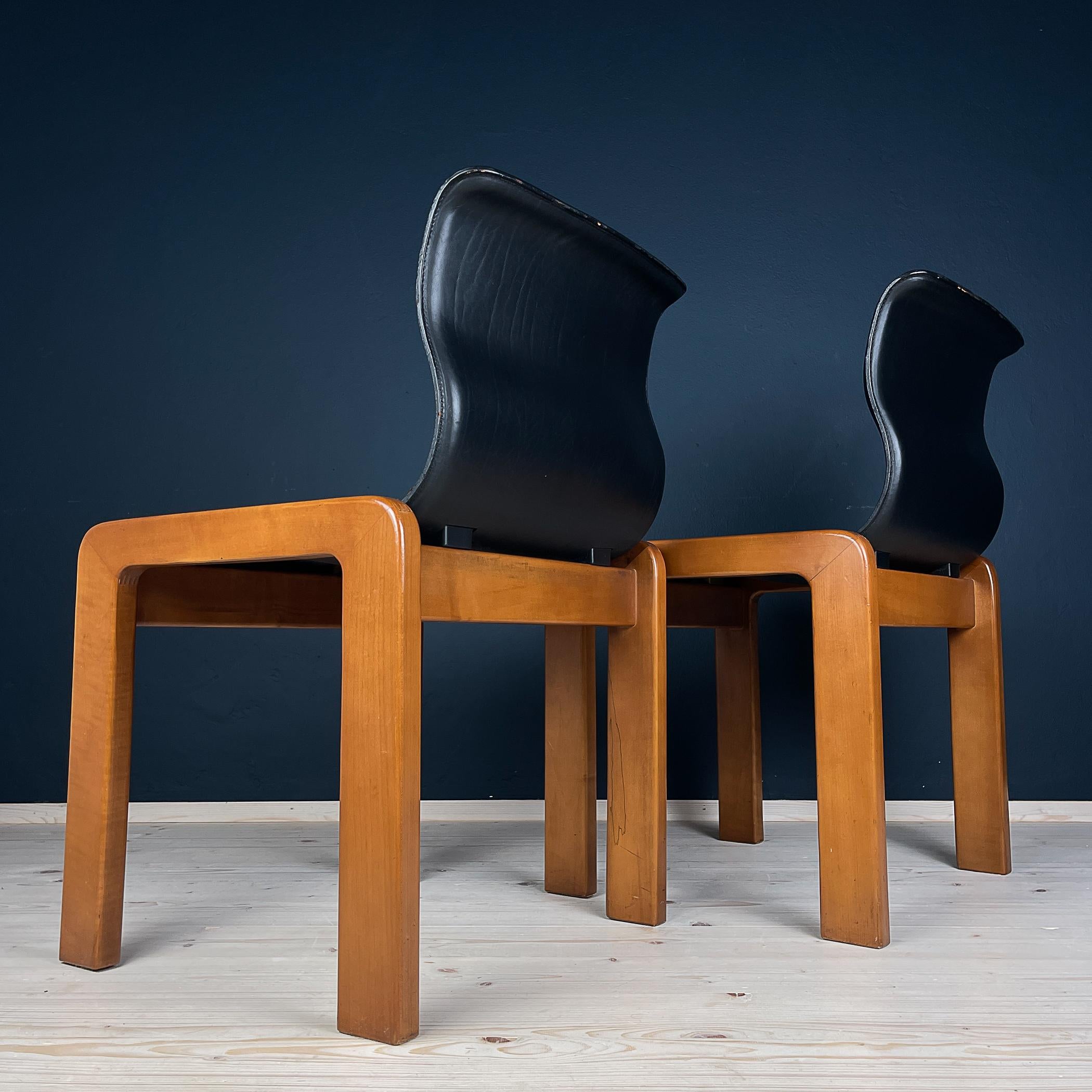 Afra & Tobia Scarpa Dining Room Chairs, Italy 1966, Set of 2 9