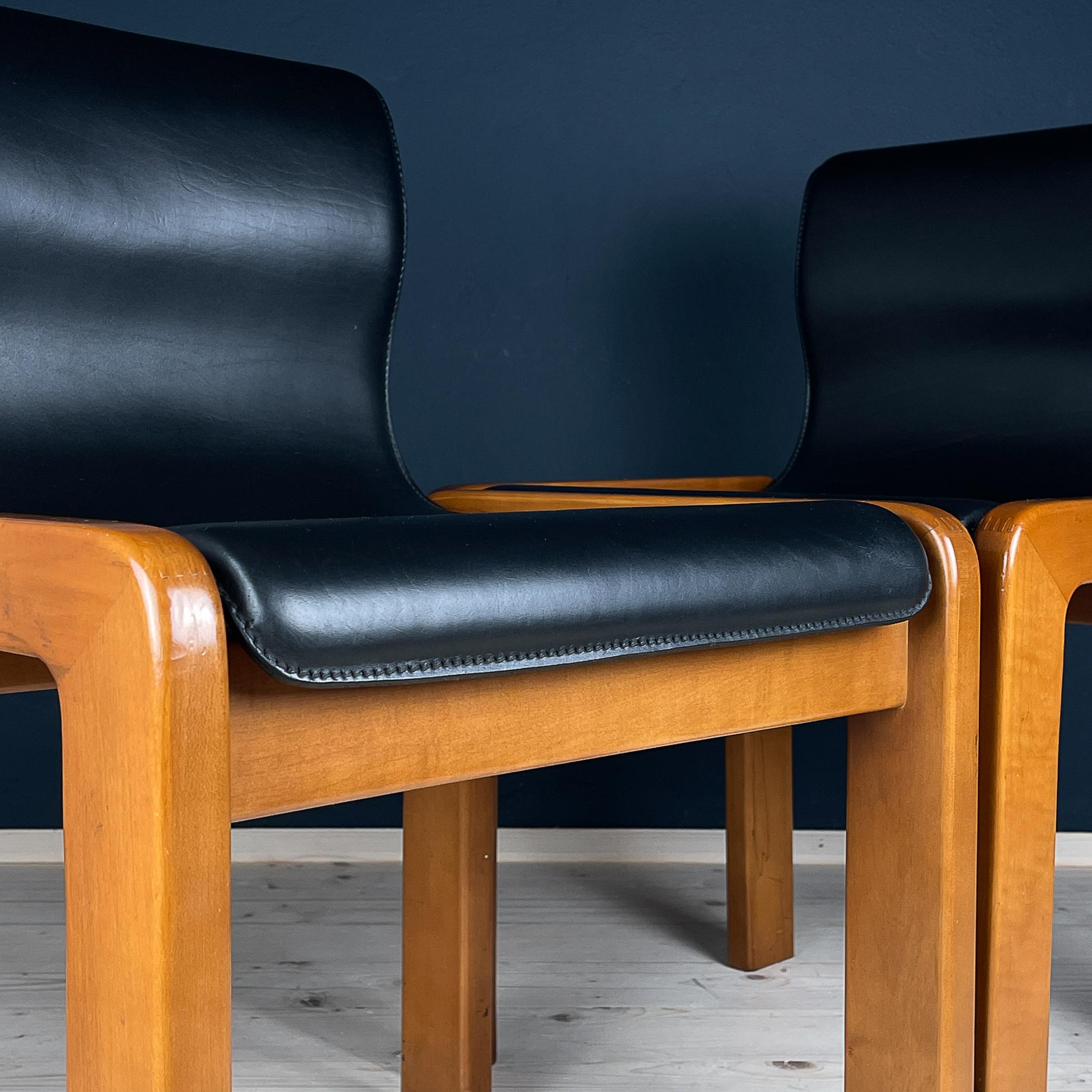 Afra & Tobia Scarpa Dining Room Chairs, Italy 1966, Set of 2 1