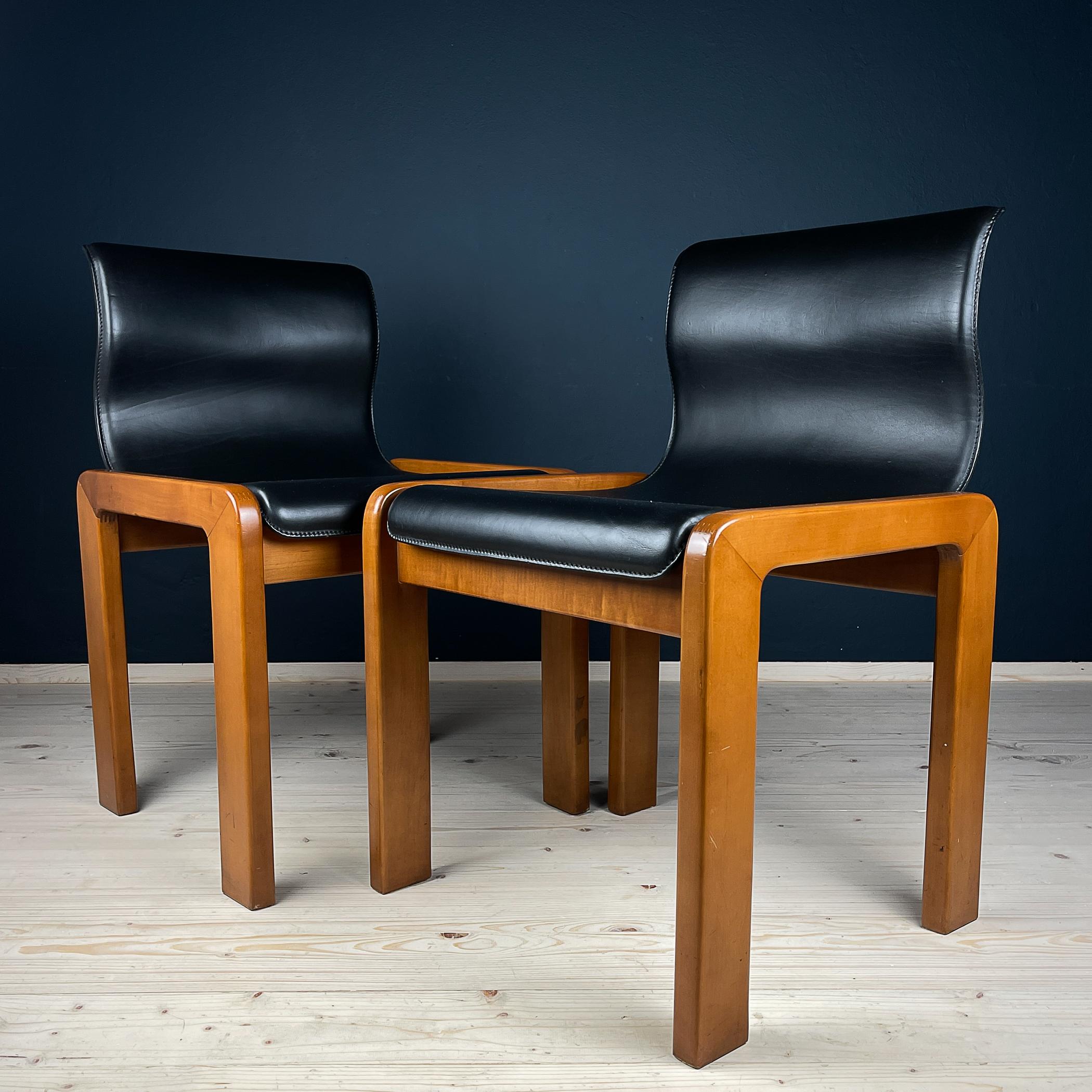Afra & Tobia Scarpa Dining Room Chairs, Italy 1966, Set of 2 2