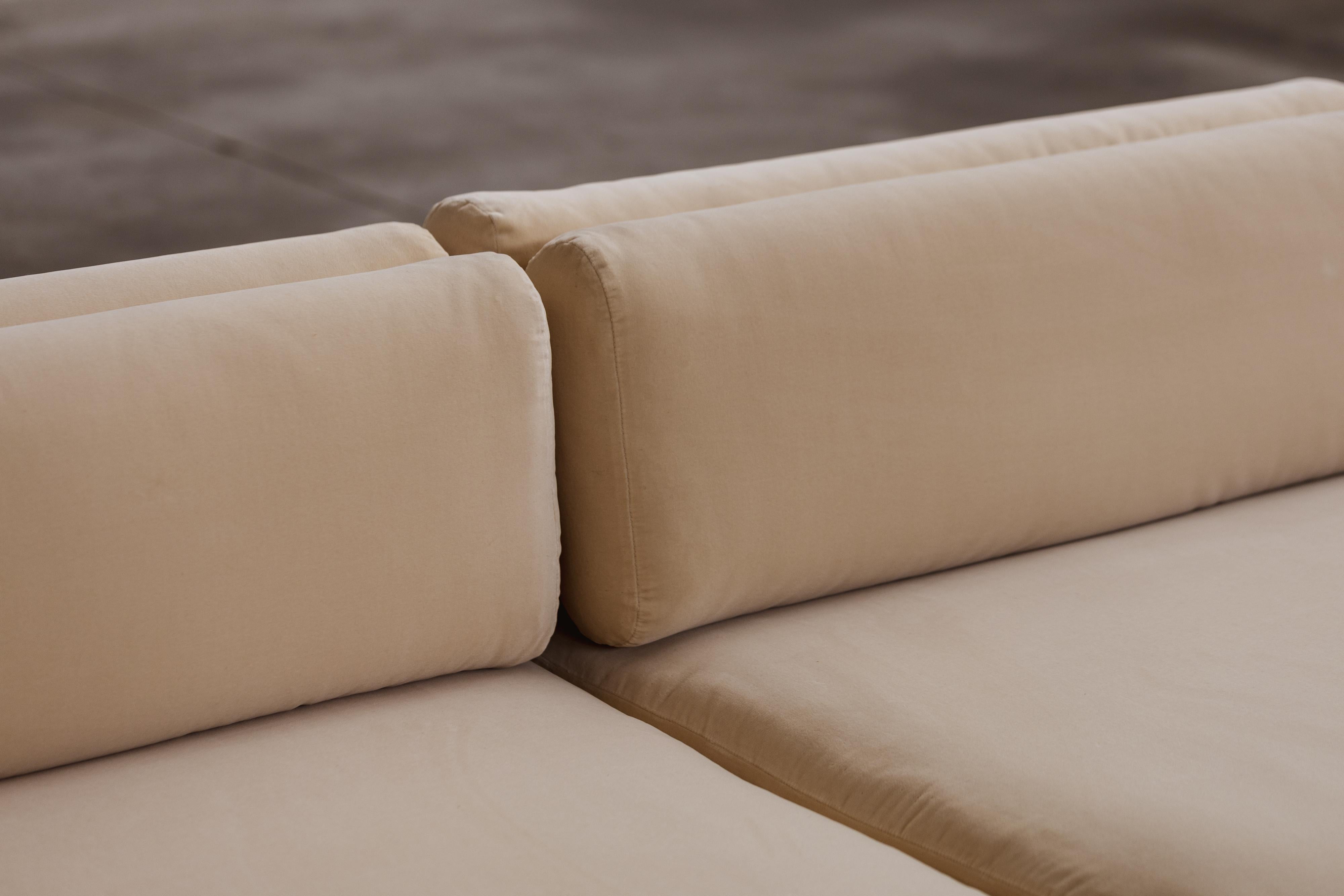 Italian Afra & Tobia Scarpa “Elogio” Modular Sofa for B&B Italia, Velvet, 1974, Set of 3 For Sale