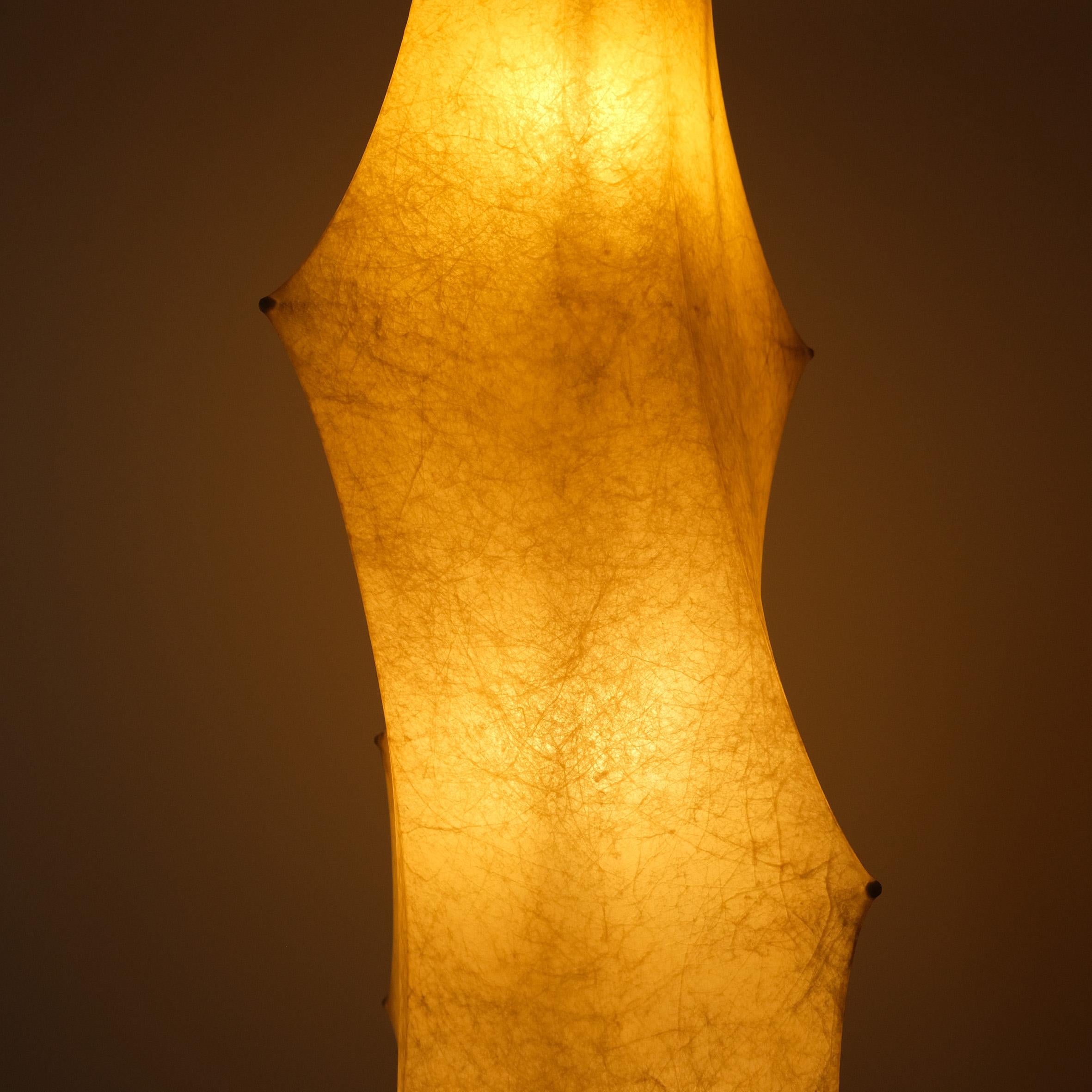 Italiano Afra & Tobia Scarpa, Fantasma, lampada da terra, Flos, anni '60