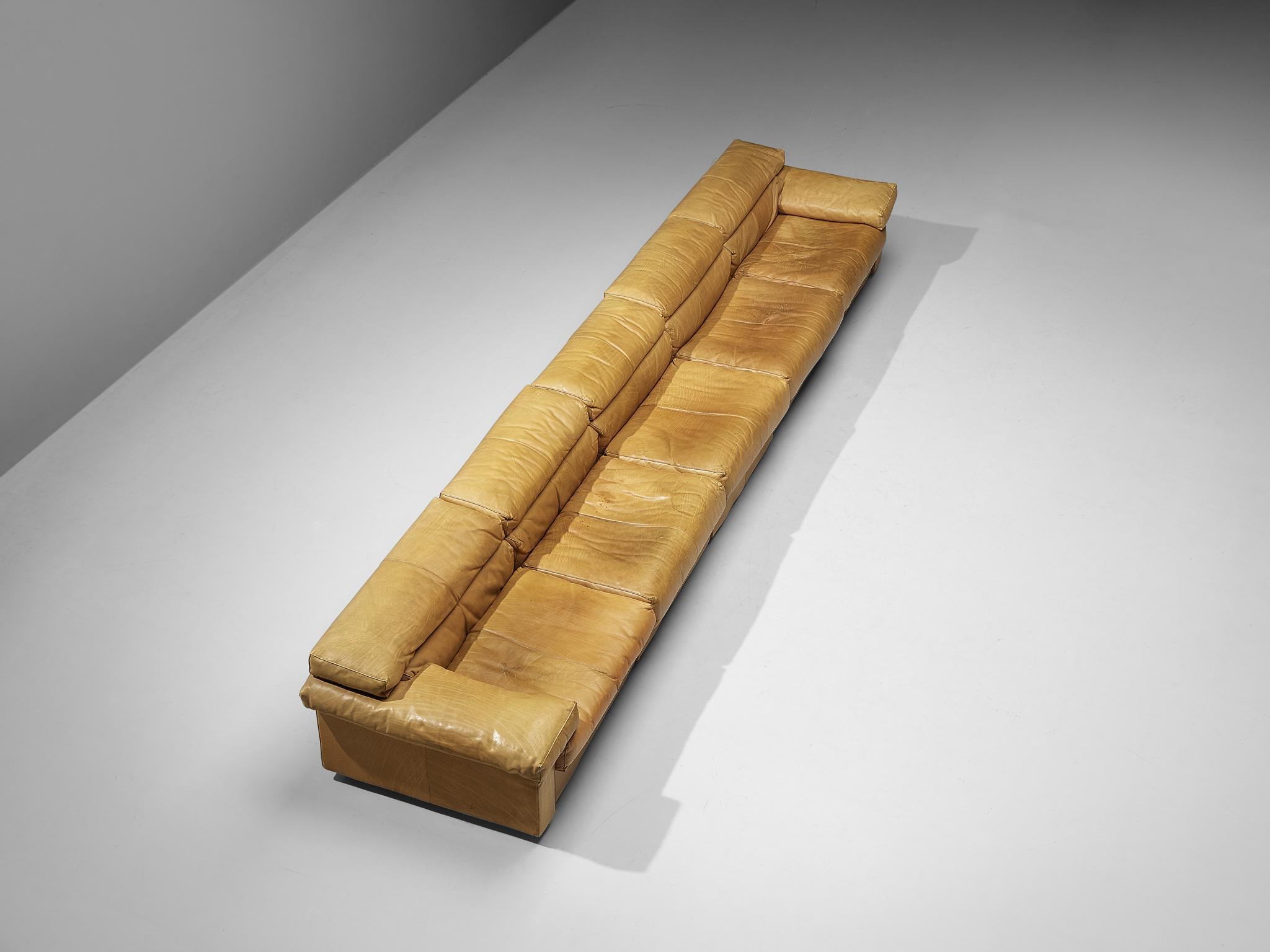 Afra & Tobia Scarpa for B&B Italia Sectional 'Erasmo' Sofa in Camel Leather In Good Condition In Waalwijk, NL