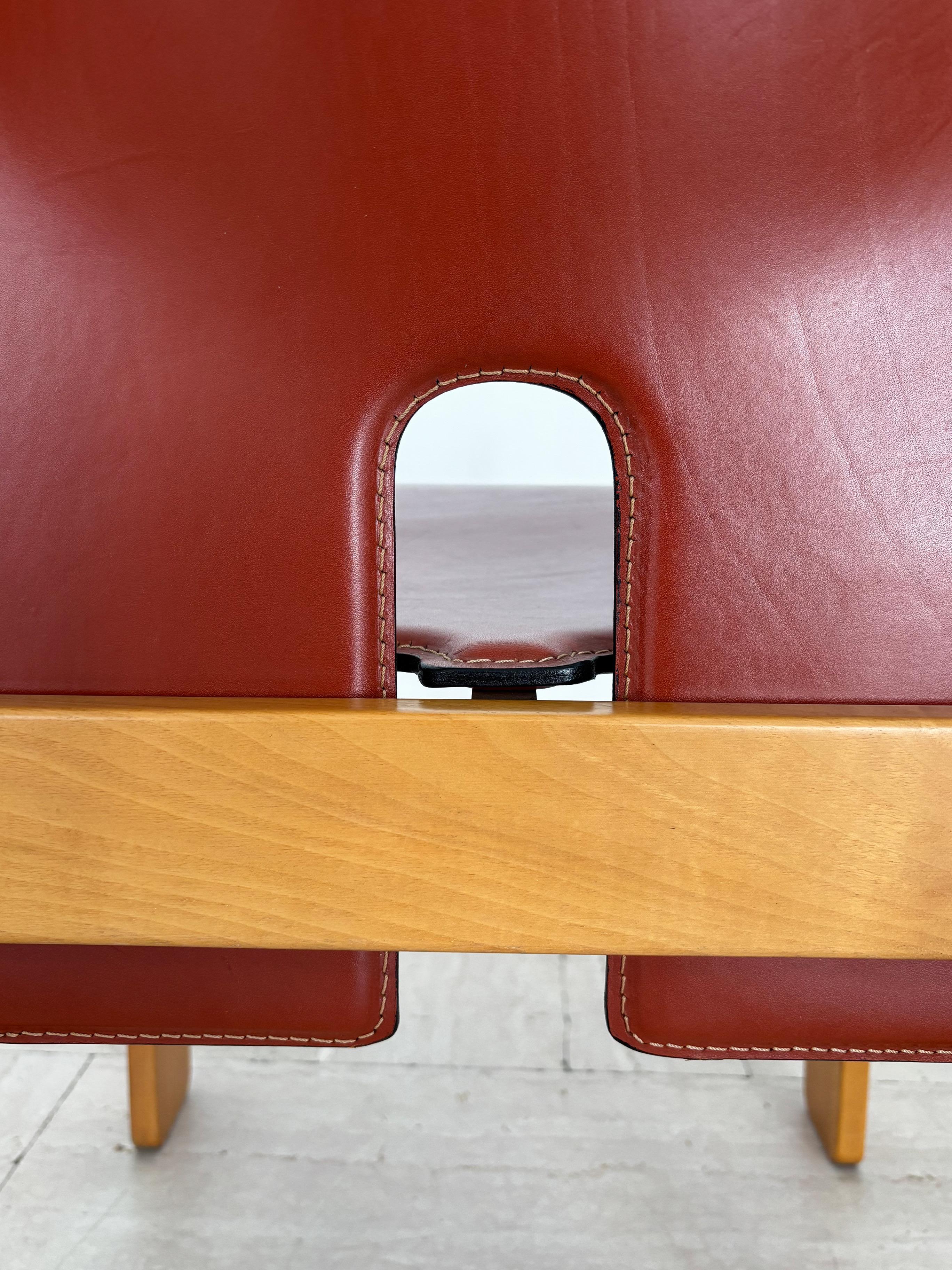 Afra & Tobia Scarpa pour Cassina Chaises de salle à manger en Wood du milieu du siècle 1960 en vente 4