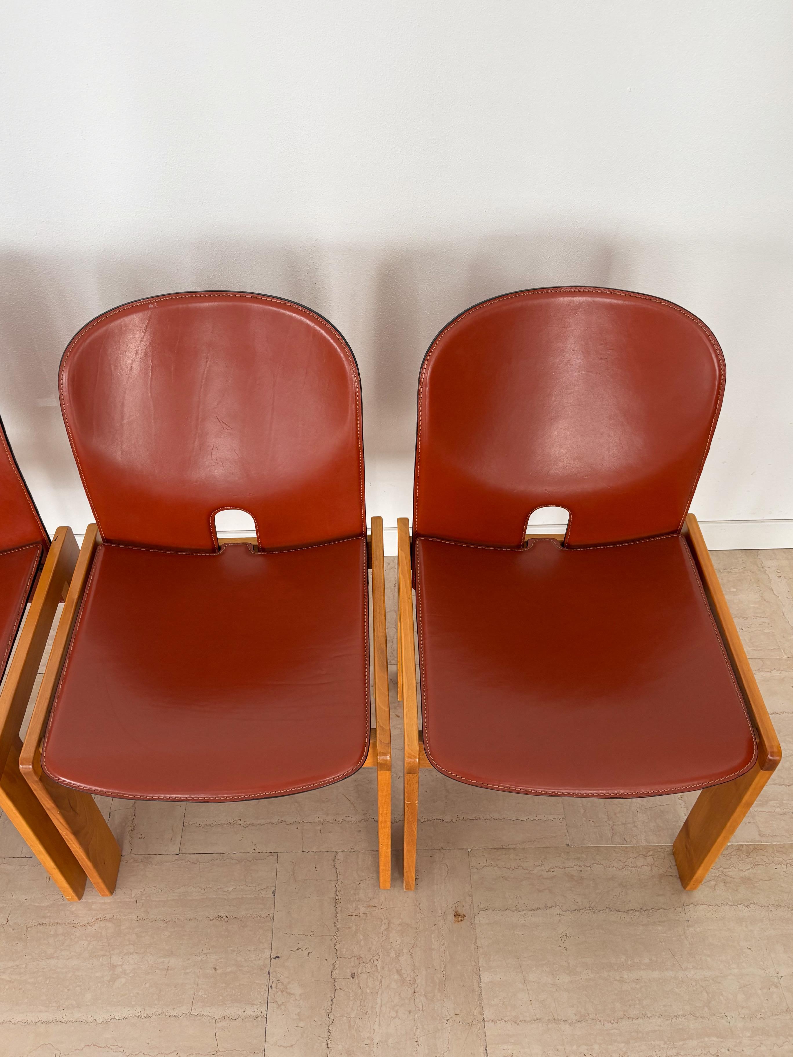 Milieu du XXe siècle Afra & Tobia Scarpa pour Cassina Chaises de salle à manger en Wood du milieu du siècle 1960 en vente