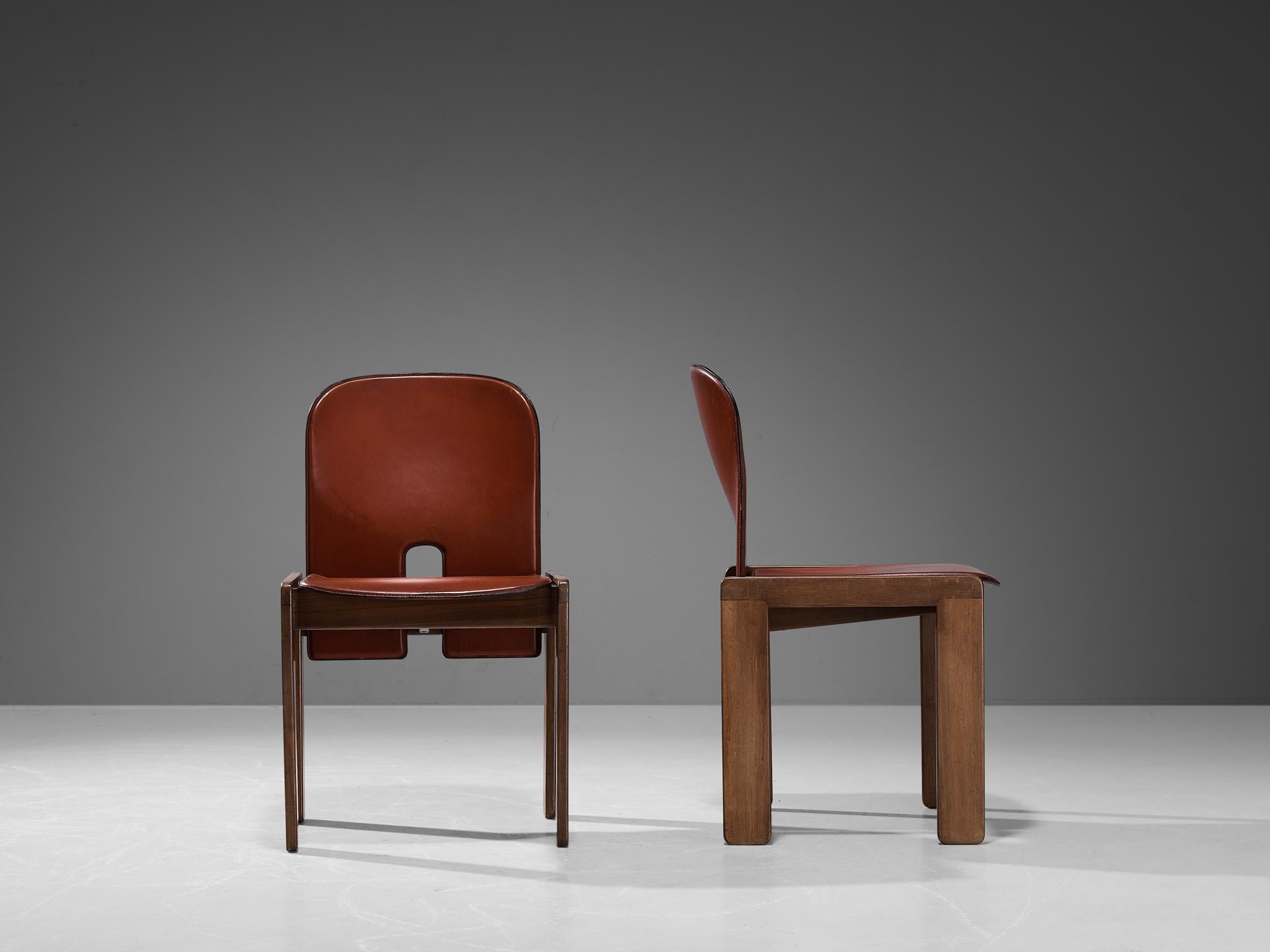 Afra & Tobia Scarpa for Cassina Pair of '121' Dining Chairs in Leather  5