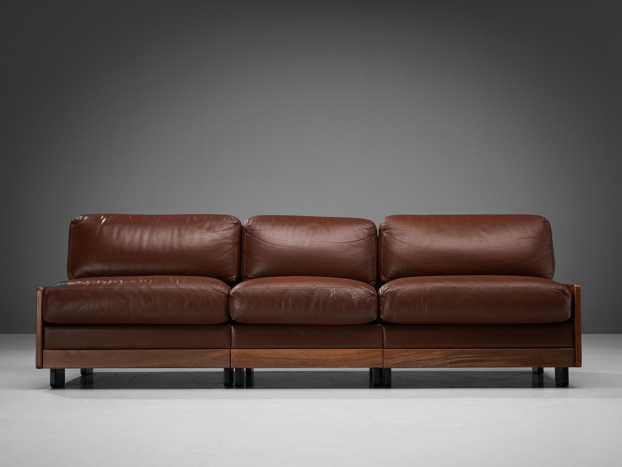 Italian Afra & Tobia Scarpa for Cassina Sofa in Walnut and Brown Leather  For Sale