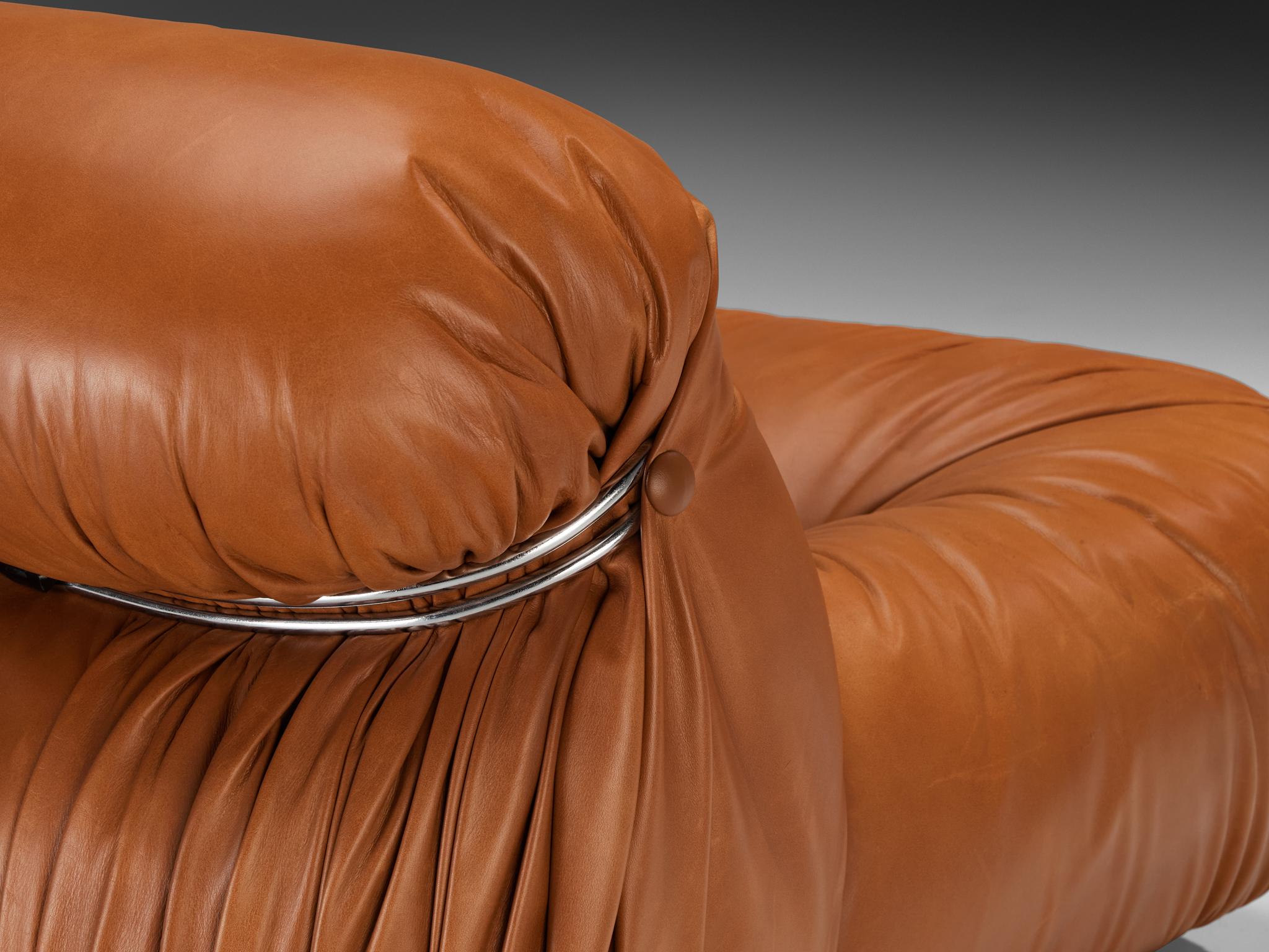 italien Afra & Tobia Scarpa pour Cassina Canapé 'Soriana' avec pouf en cuir cognac en vente