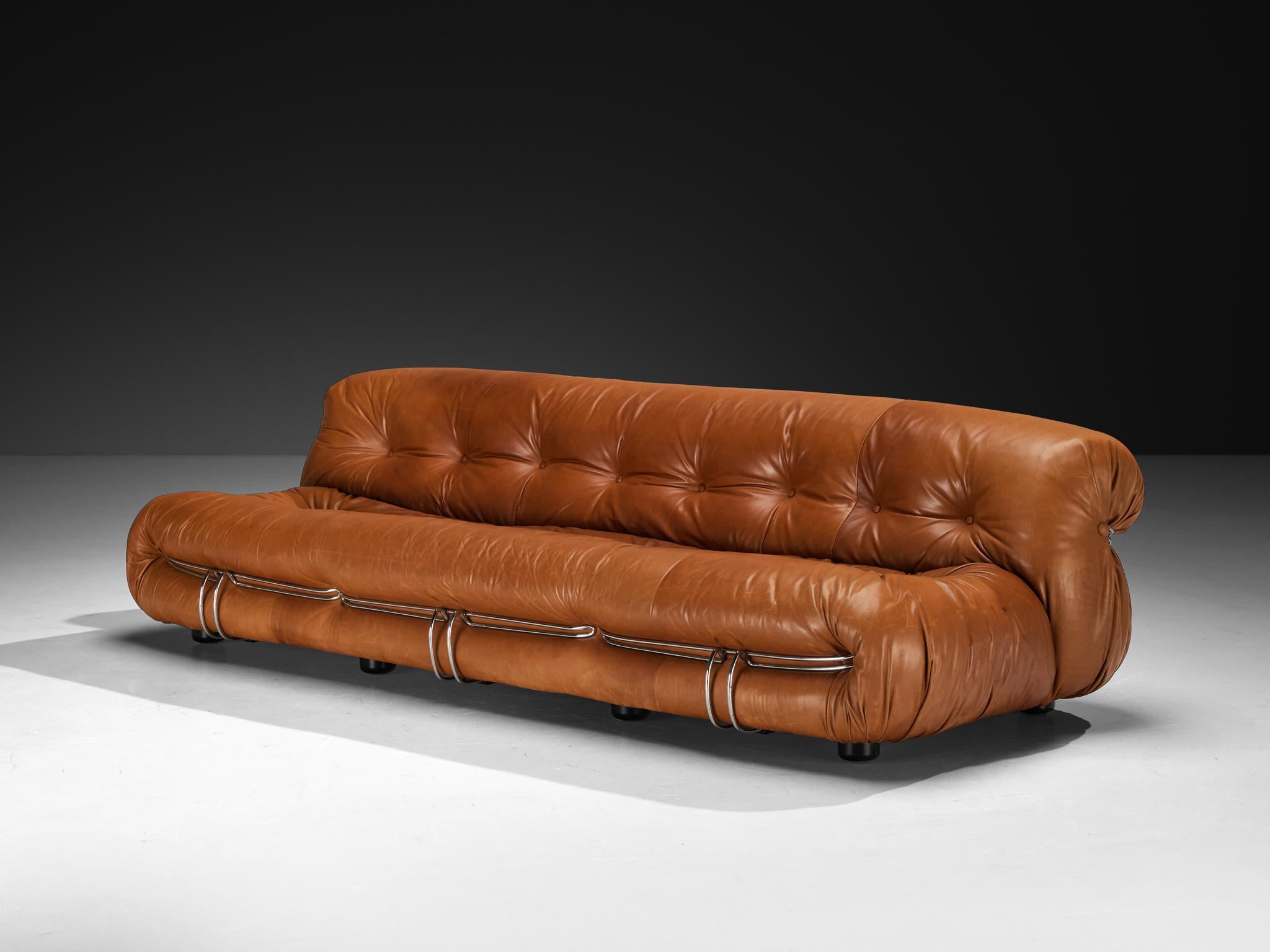 Milieu du XXe siècle Afra & Tobia Scarpa pour Cassina Canapé 'Soriana' avec pouf en cuir cognac en vente