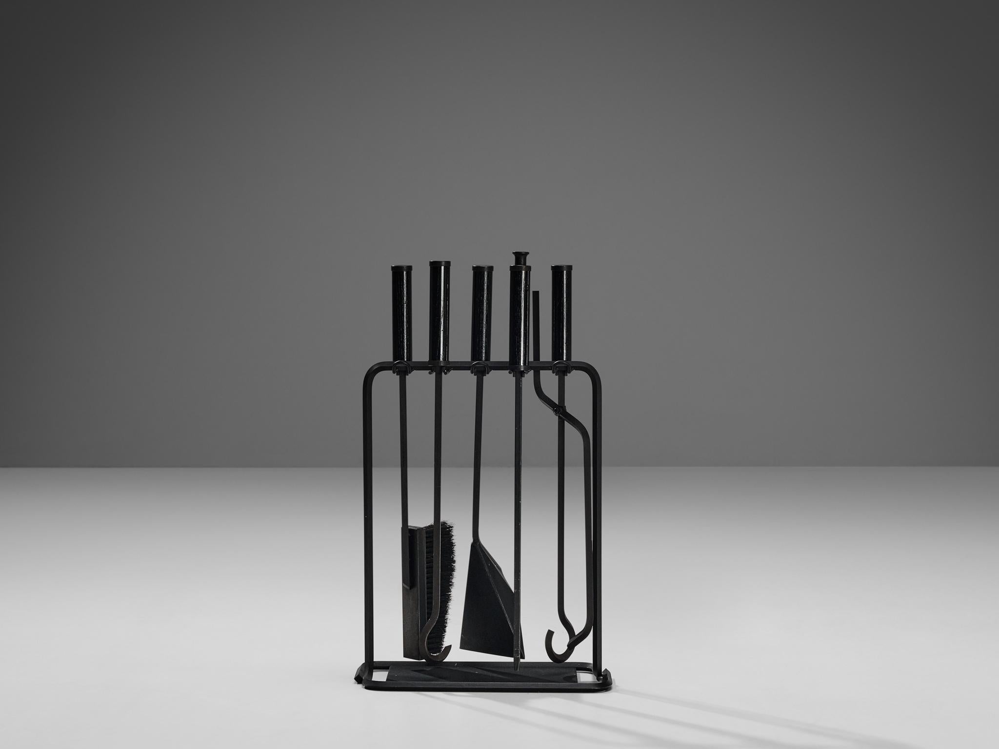Mid-Century Modern Afra & Tobia Scarpa for Dimensione Fuoco Fireplace Set in Black Iron