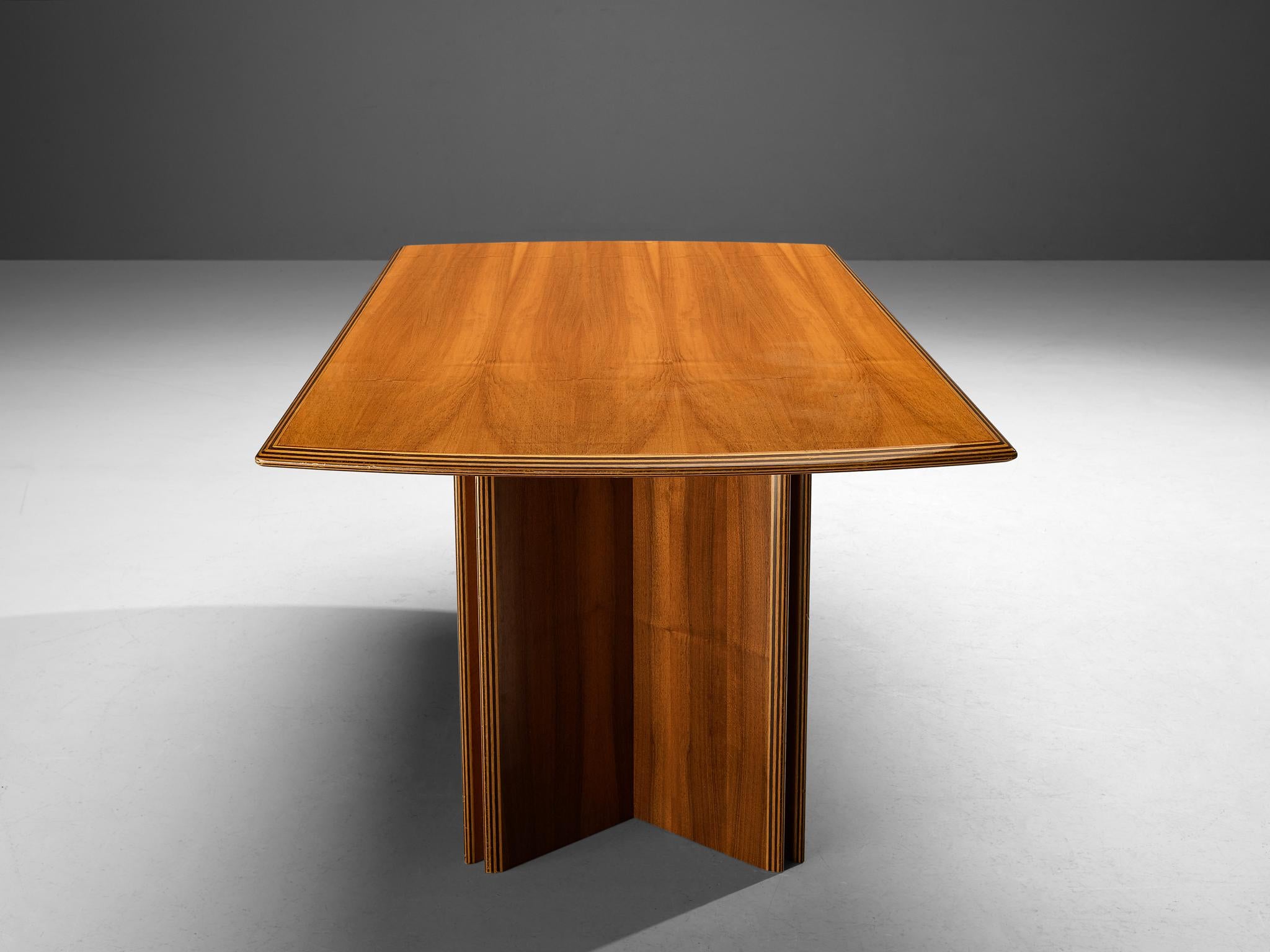 Afra & Tobia Scarpa for Maxalto 'Artona' Dining Table in Walnut In Good Condition In Waalwijk, NL
