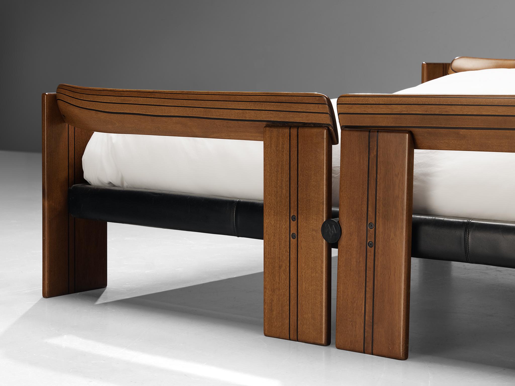 Italian Afra & Tobia Scarpa for Maxalto 'Artona' King Bed in Walnut