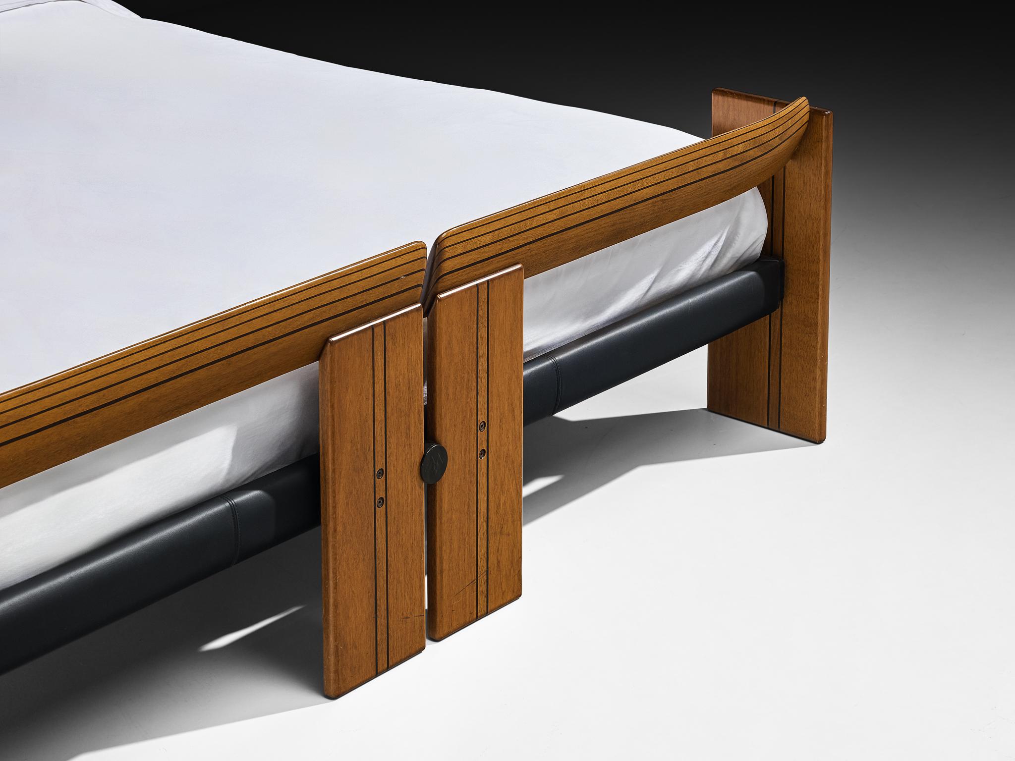 Afra & Tobia Scarpa per Maxalto Letto King Artona con Comodini in vendita 4