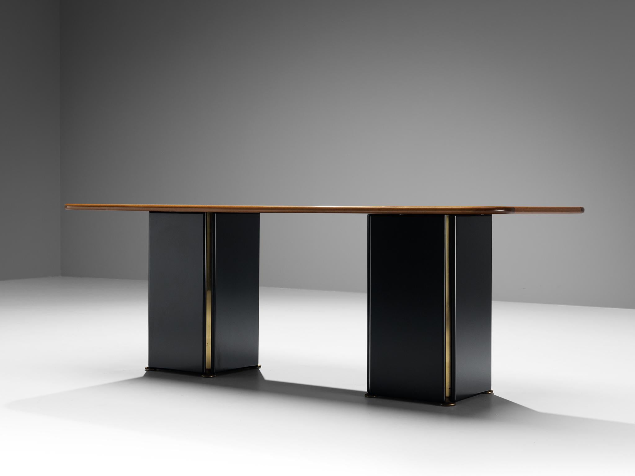 Italian Afra & Tobia Scarpa for Maxalto 'Artona' Large Dining Table in Walnut For Sale