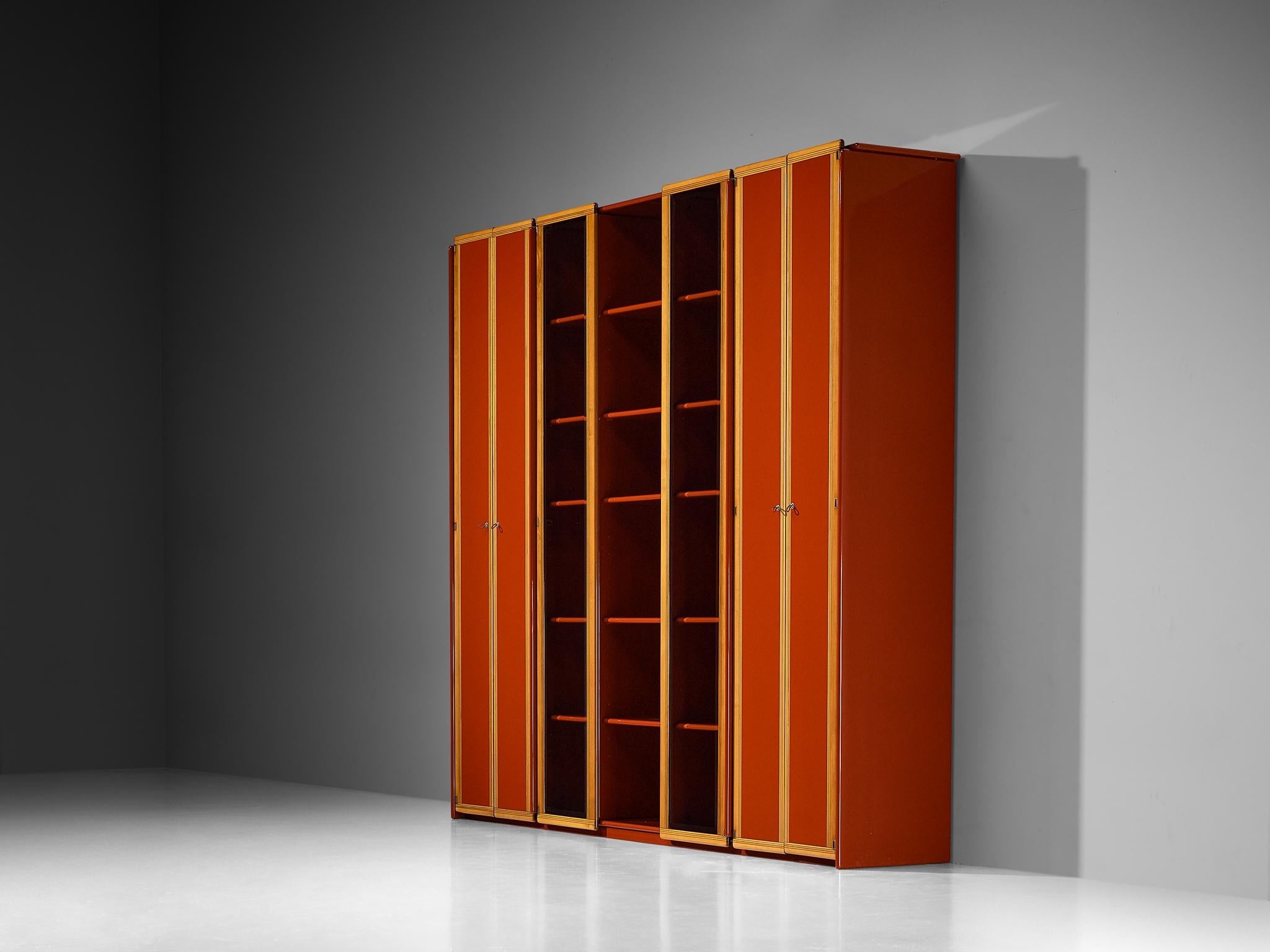 Große Vitrine oder Sideboard „Artona“ von Afra & Tobia Scarpa für Maxalto in Rot (Italienisch) im Angebot