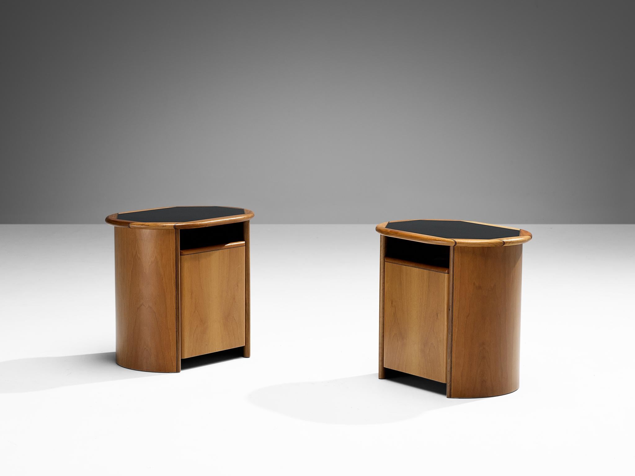 Afra & Tobia Scarpa for Maxalto, pair of bedside tables or cabinets model ‘Artona’, walnut, ebony, Italy, 1975/1979

This pair of night stands was designed by Afra & Tobia Scarpa within the ‘Artona’ line for Maxalto. This particular model is rare.