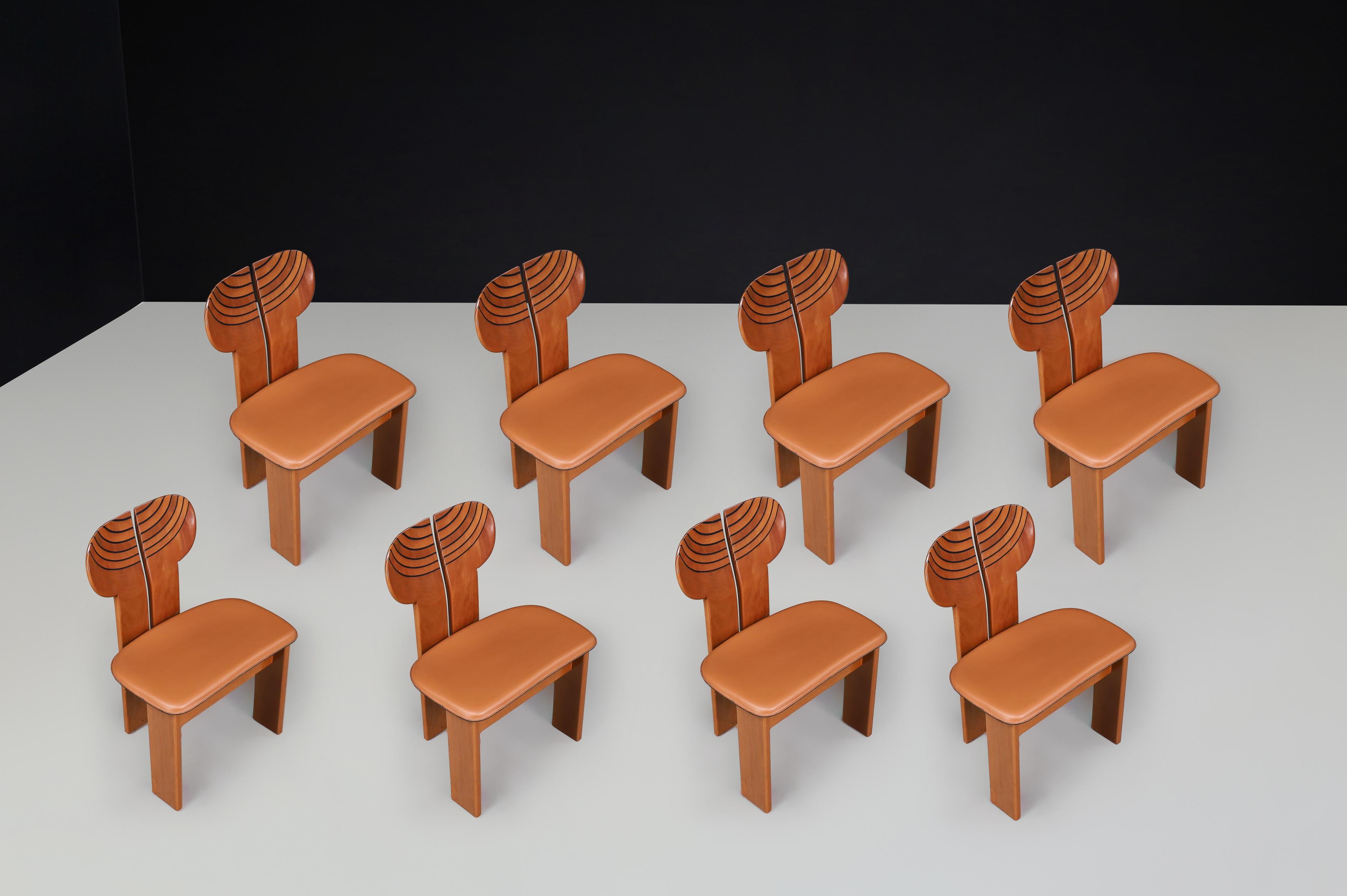 Afra & Tobia Scarpa pour Maxalto Ensemble de huit chaises de salle à manger 