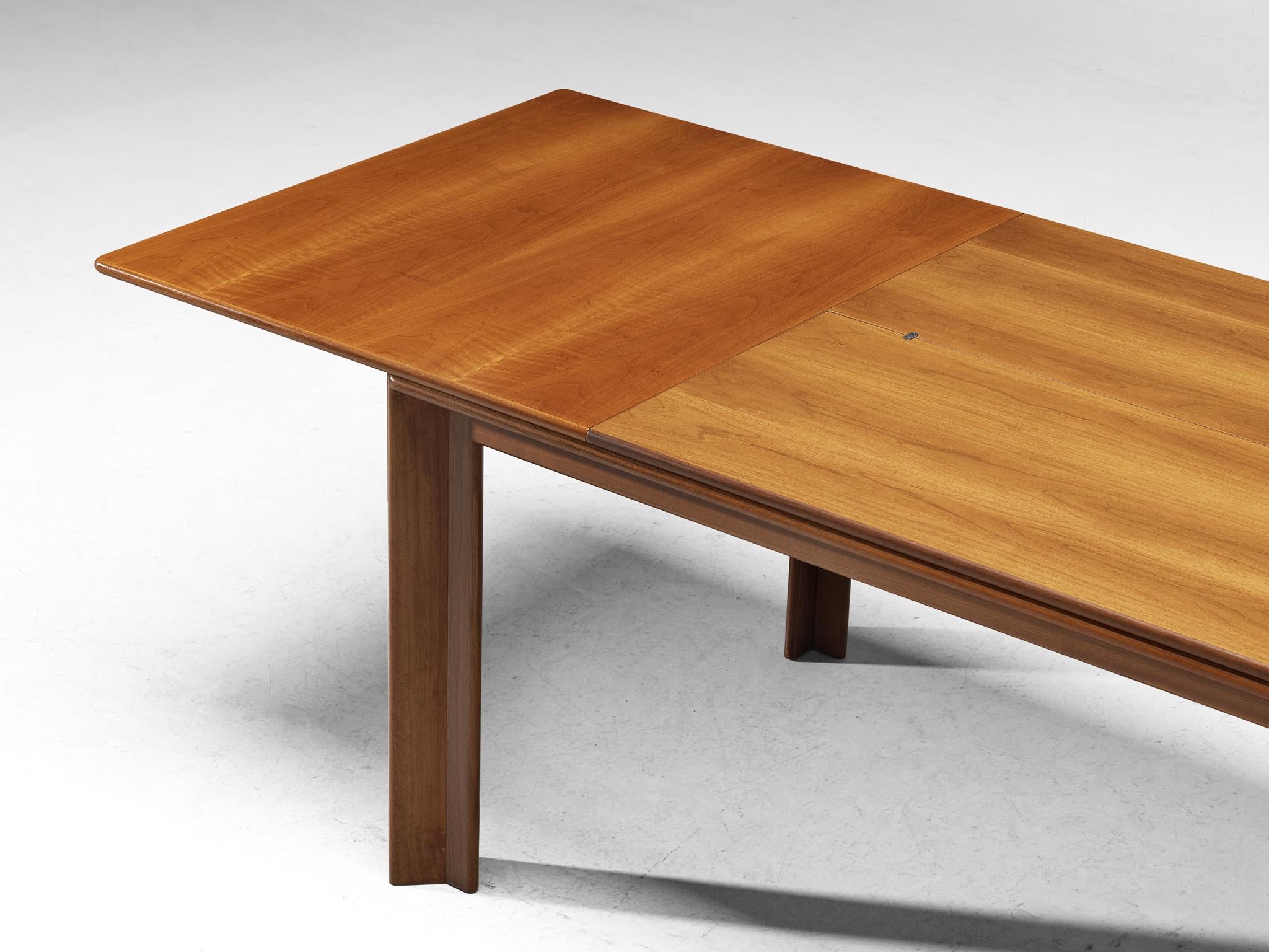 Afra & Tobia Scarpa for Molteni Dining Table in Walnut 5