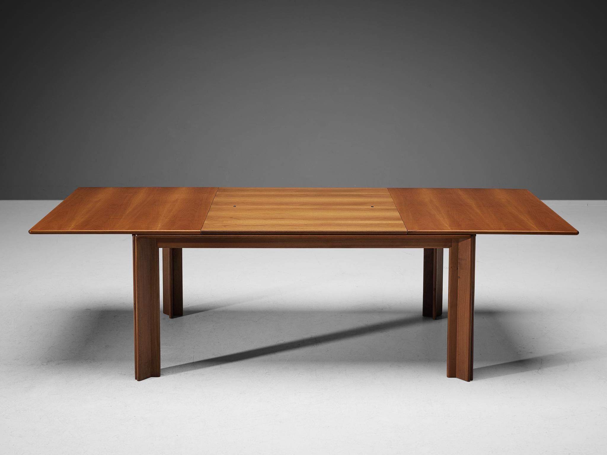 Afra & Tobia Scarpa for Molteni Dining Table in Walnut 3
