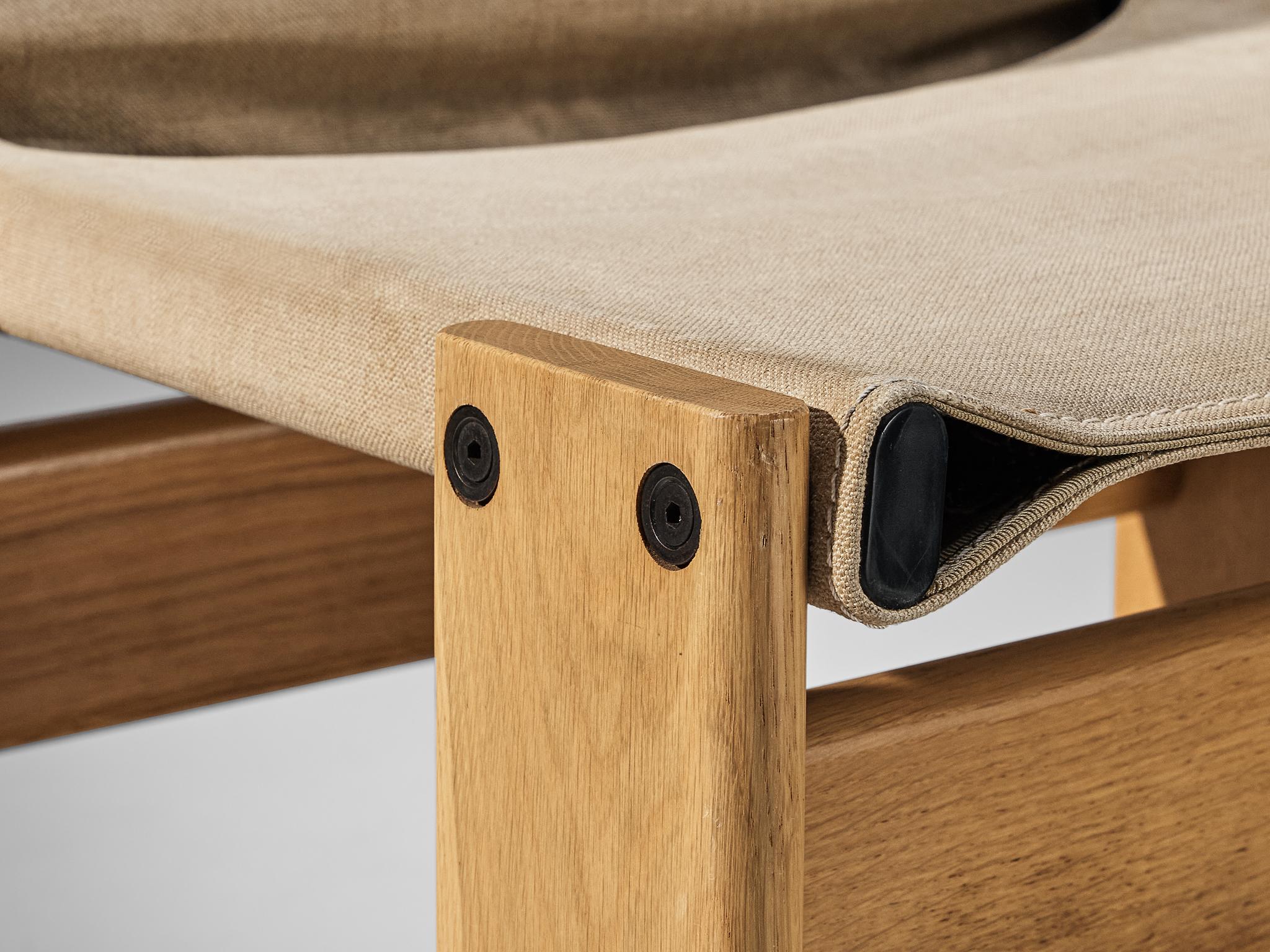 Afra & Tobia Scarpa for Molteni 'Monk' Chair in Oak and Beige Canvas In Good Condition In Waalwijk, NL