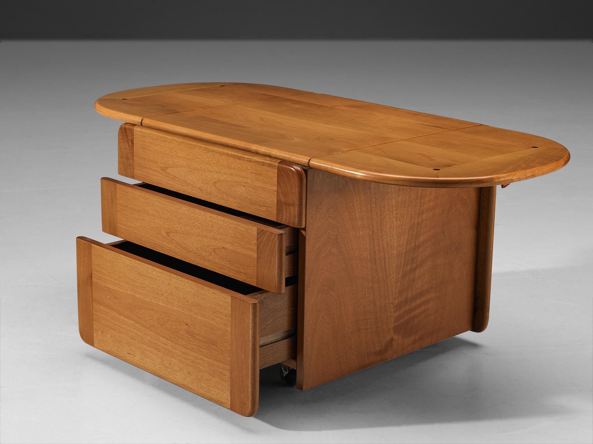 Afra & Tobia Scarpa for Molteni Pair of Nightstands in Walnut 3