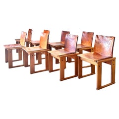 Afra & Tobia Scarpa pour Molteni ensemble de huit chaises de salle à manger ''MONK'' en cuir 