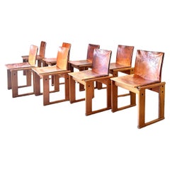 Afra & Tobia Scarpa pour Molteni ensemble de huit chaises de salle à manger ''MONK'' en cuir