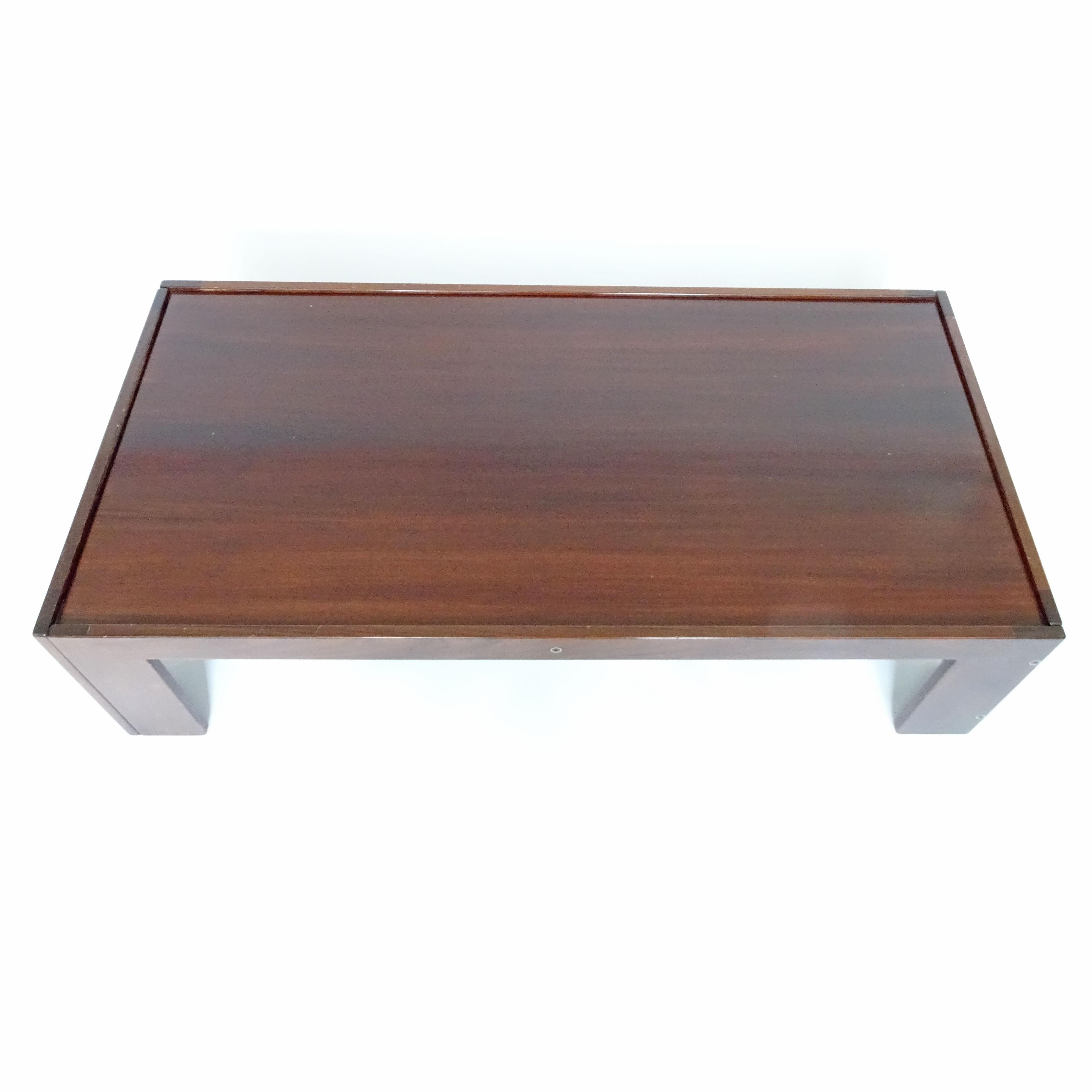 Mid-Century Modern Grande table basse Afra & Tobia Scarpa pour Cassina, Italie, années 1960 en vente