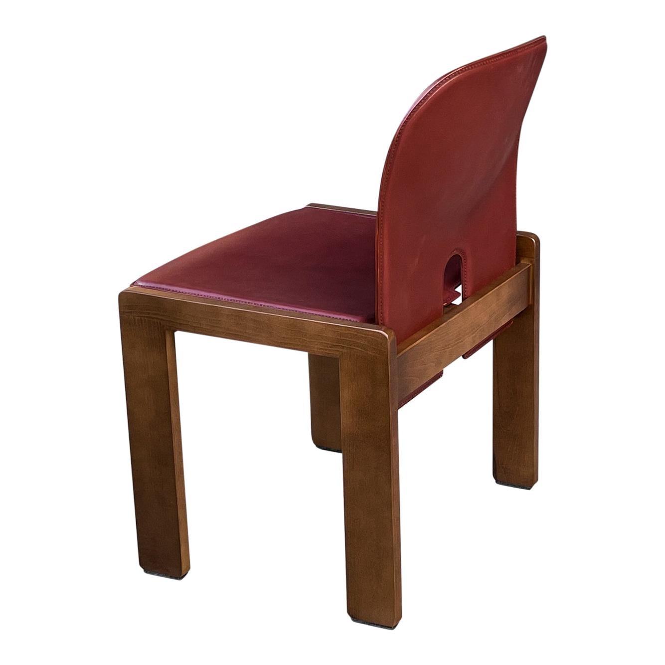 Afra & Tobia Scarpa Leather Model 121 Dining Chair for Cassina, 1967, Set of 8 in vendita 3
