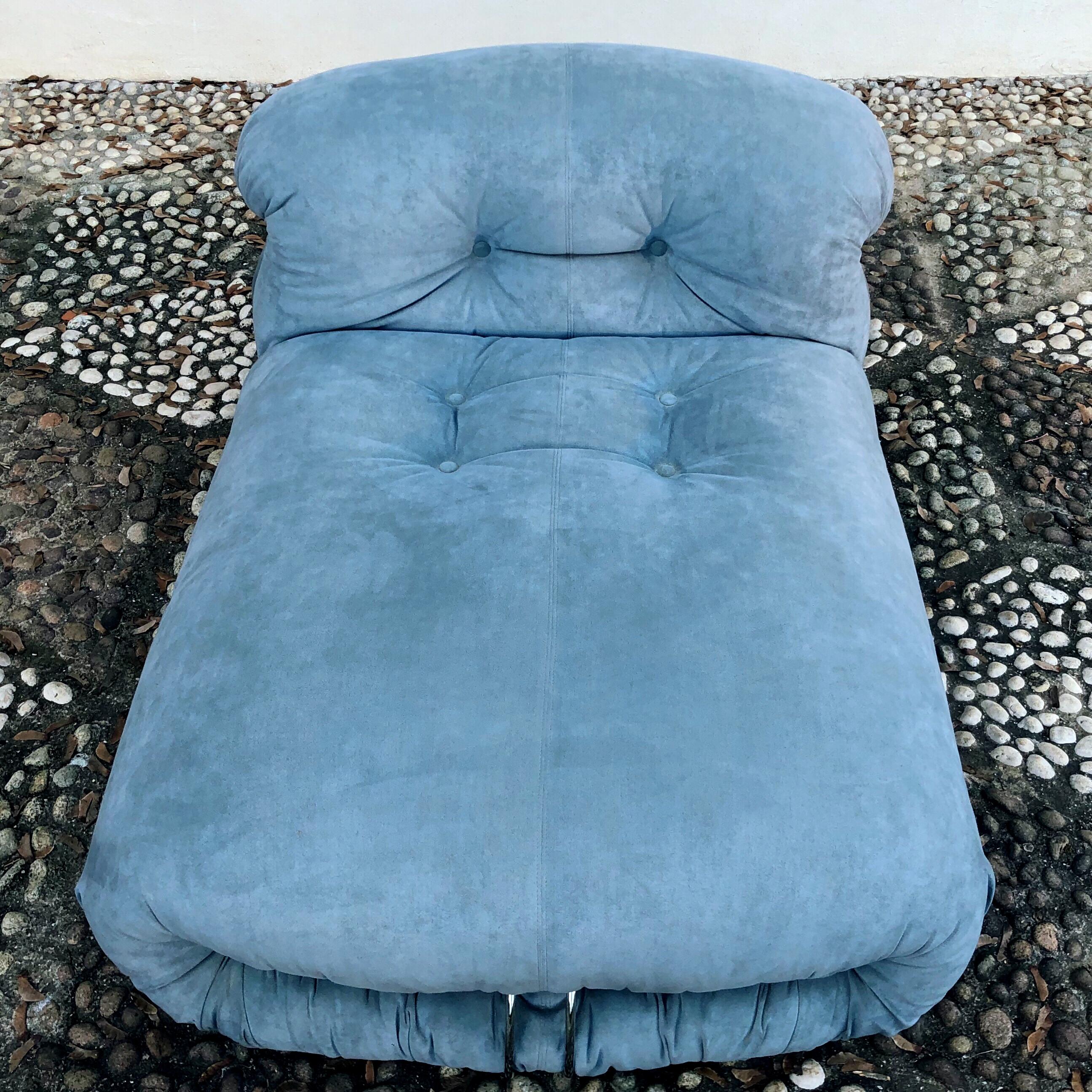 Afra & Tobia Scarpa Hellblauer Alcantara Soriana Liegesessel für Cassina, 1969 im Angebot 1