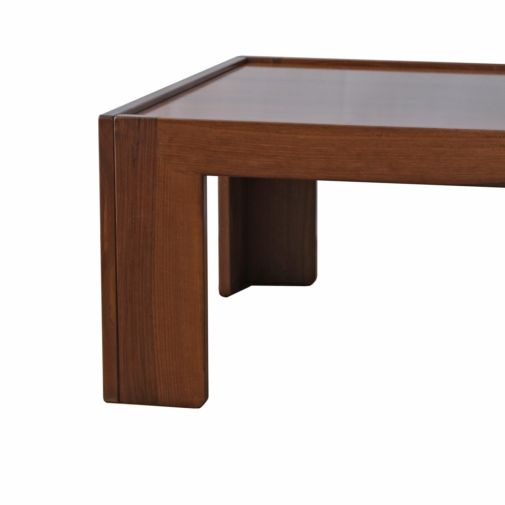 Mid-20th Century Afra & Tobia Scarpa, Low Table, Model 771, Cassina, 1960s